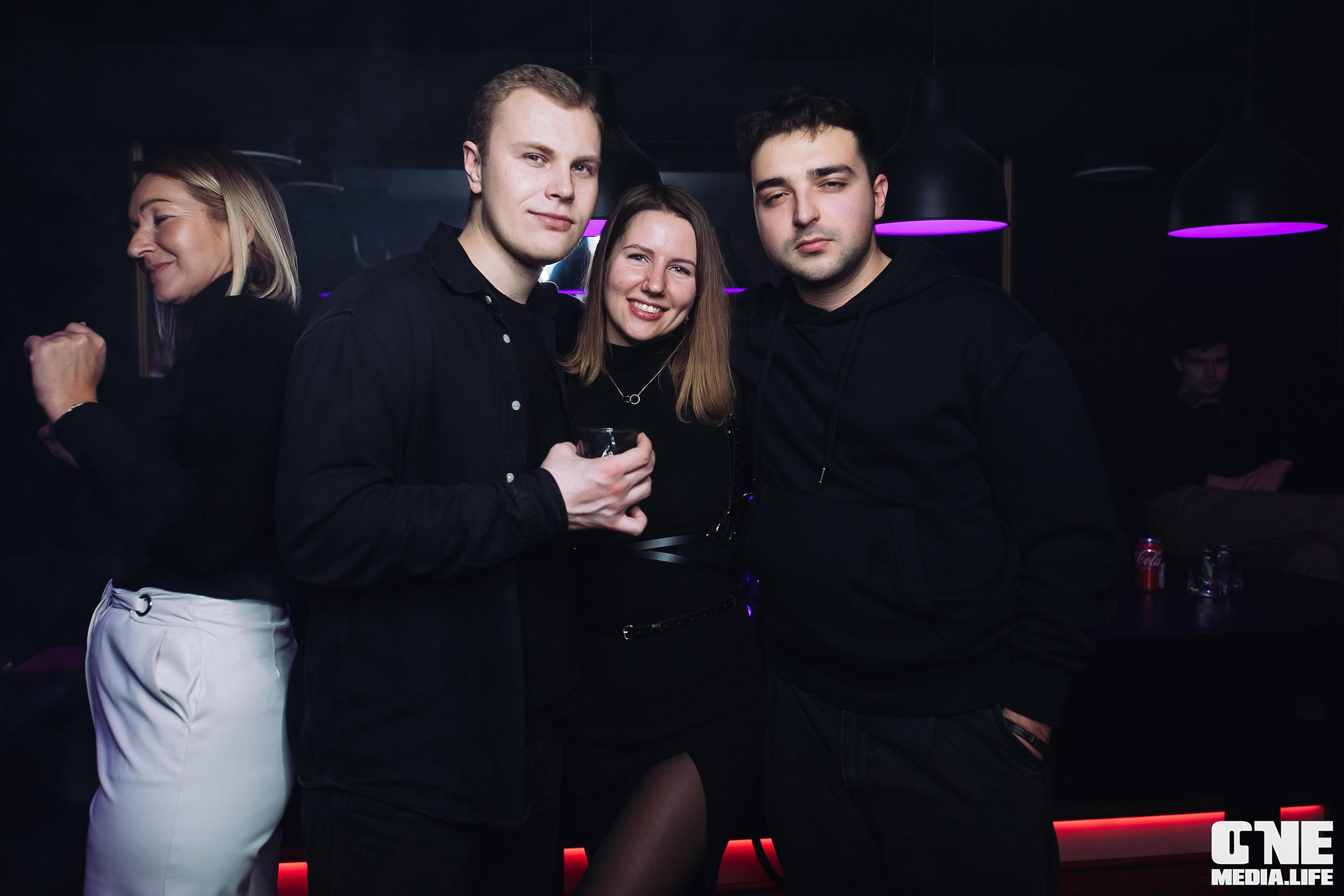 Фоторепортаж из Secret night club. One Media Life: фоторепортажи, фотоотчеты с мероприятий и заведений