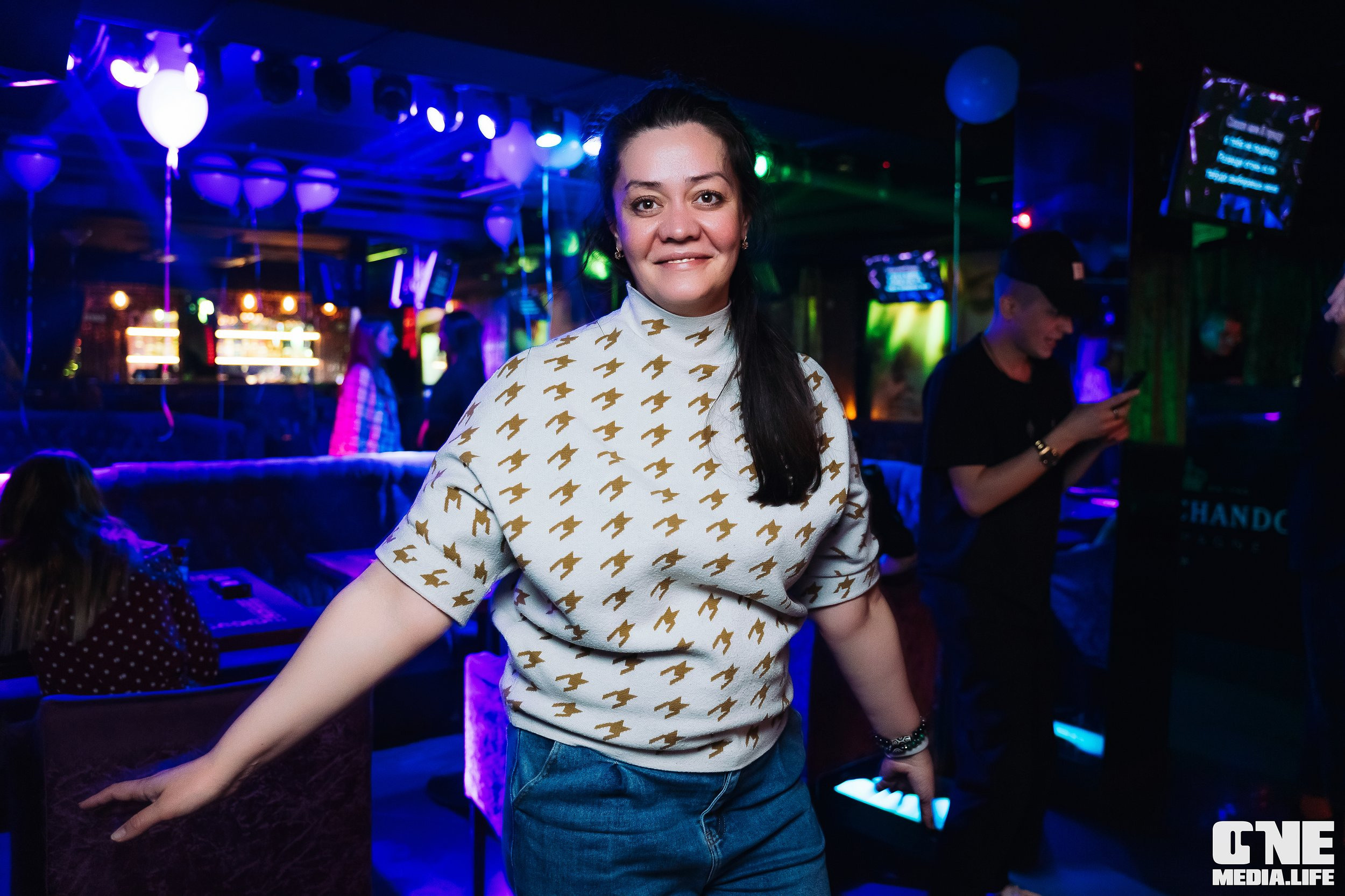 Фоторепортаж из караоке-клуба Эйфория. One Media Life: фоторепортажи, фотоотчеты с мероприятий и заведений