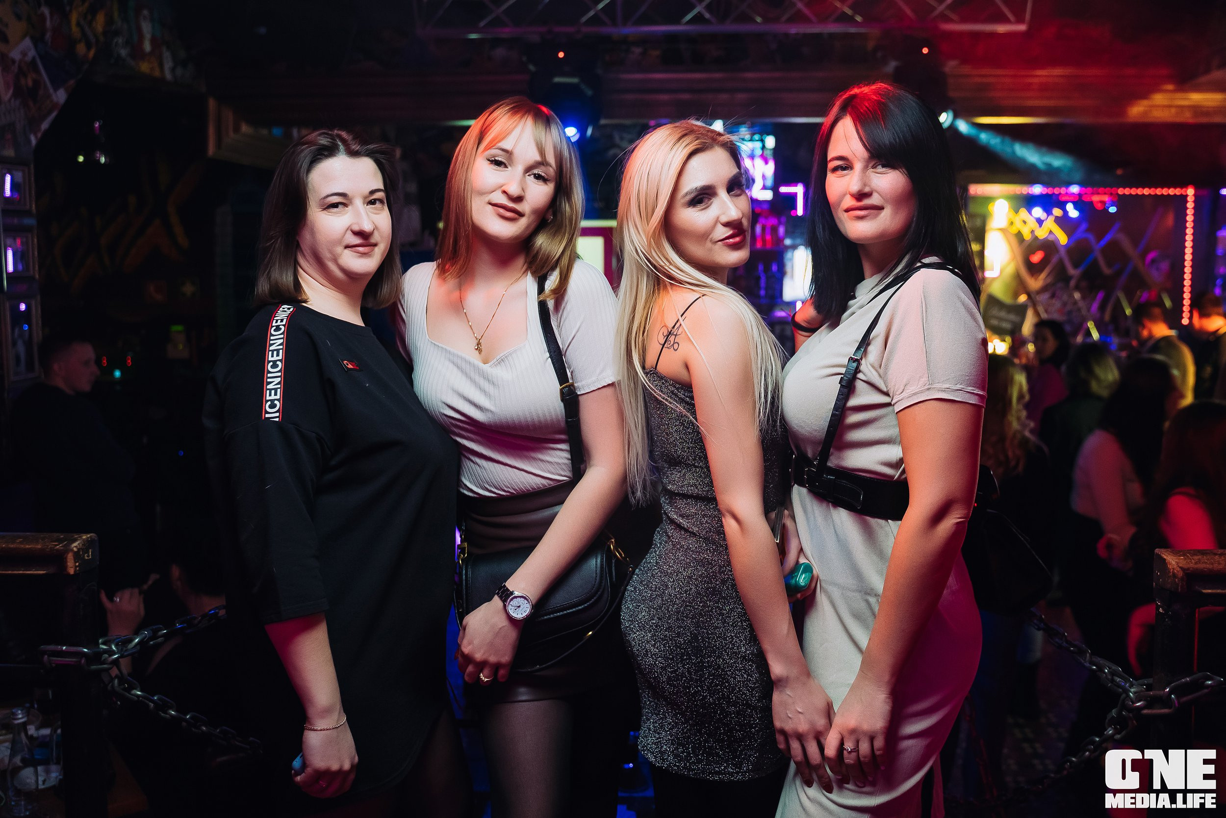 Фоторепортаж из Экстрим бара XxxX. One Media Life: фоторепортажи, фотоотчеты с мероприятий и заведений