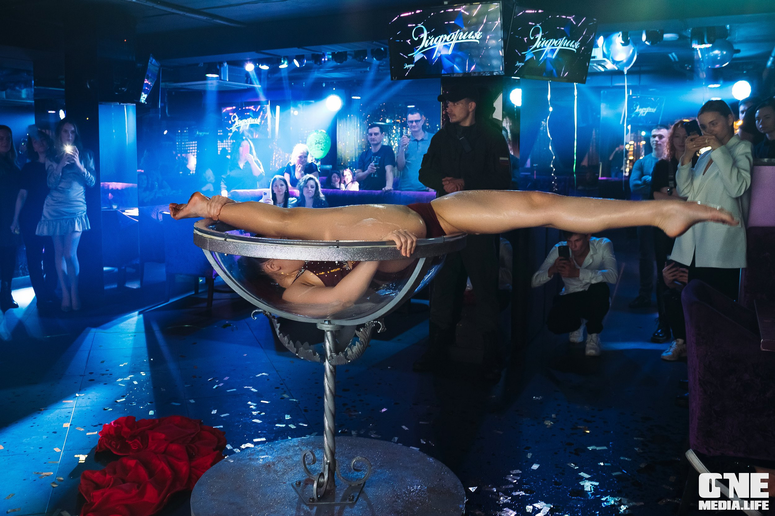 Фоторепортаж из караоке-клуба Эйфория. One Media Life: фоторепортажи, фотоотчеты с мероприятий и заведений