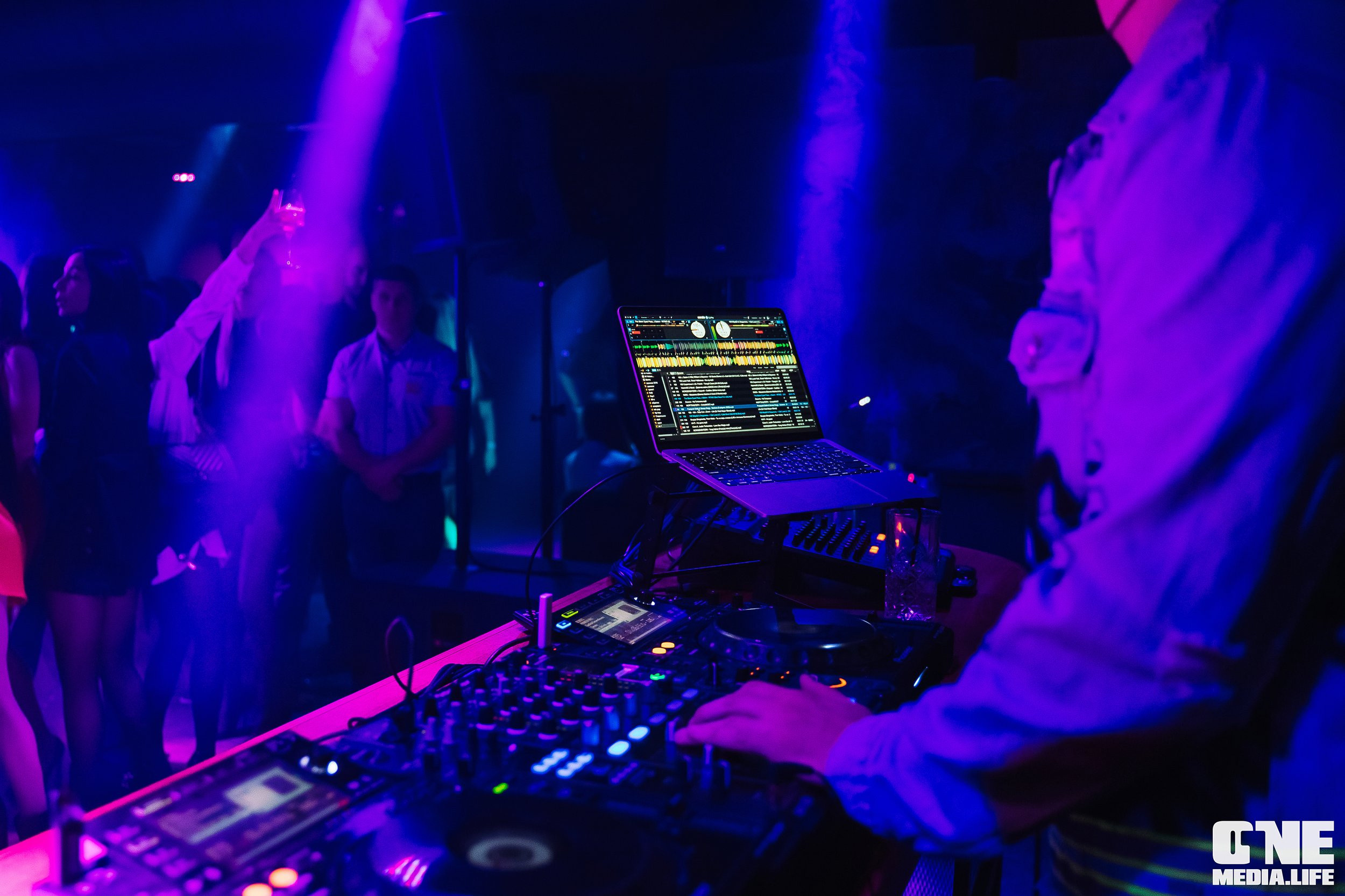 Фоторепортаж из арт-ресторана The Gallery. One Media Life: фоторепортажи, фотоотчеты с мероприятий и заведений