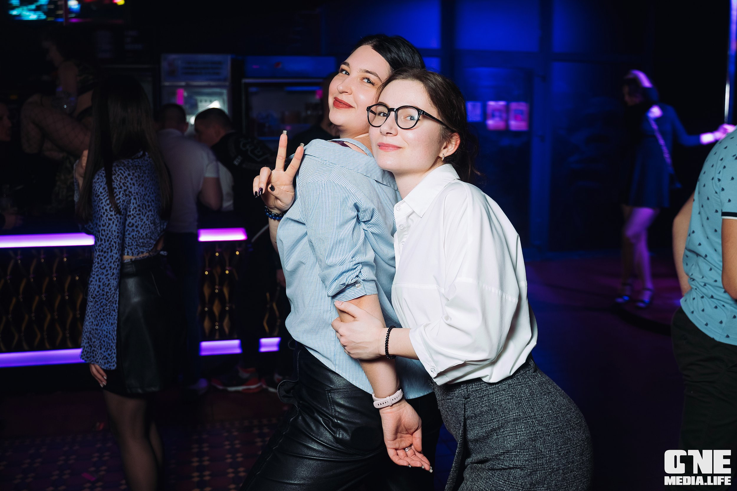 Фоторепортаж из экстрим бара XxxX. One Media Life: фоторепортажи, фотоотчеты с мероприятий и заведений