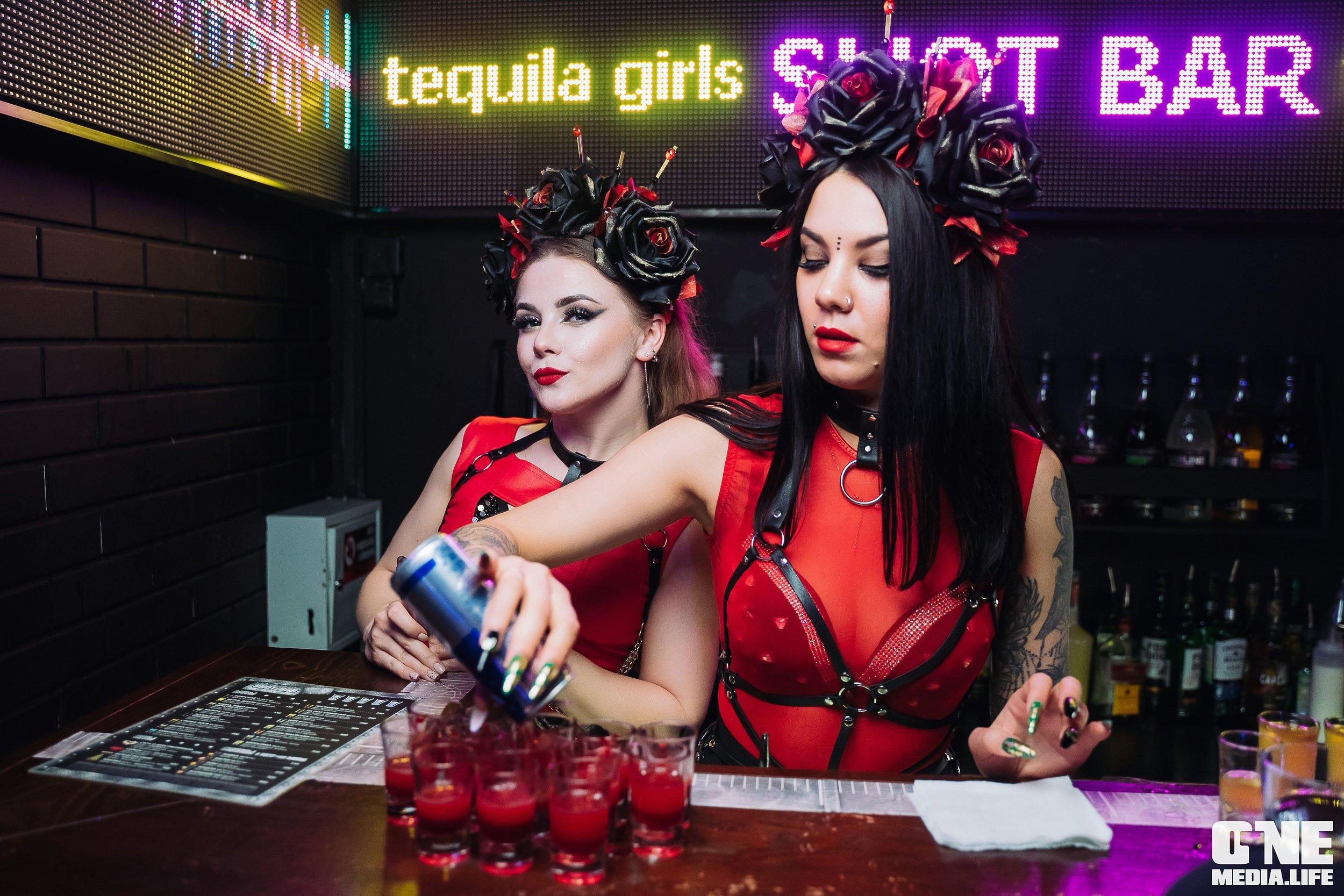 Фоторепортаж из Экстрим бара XxxX. One Media Life: фоторепортажи, фотоотчеты с мероприятий и заведений