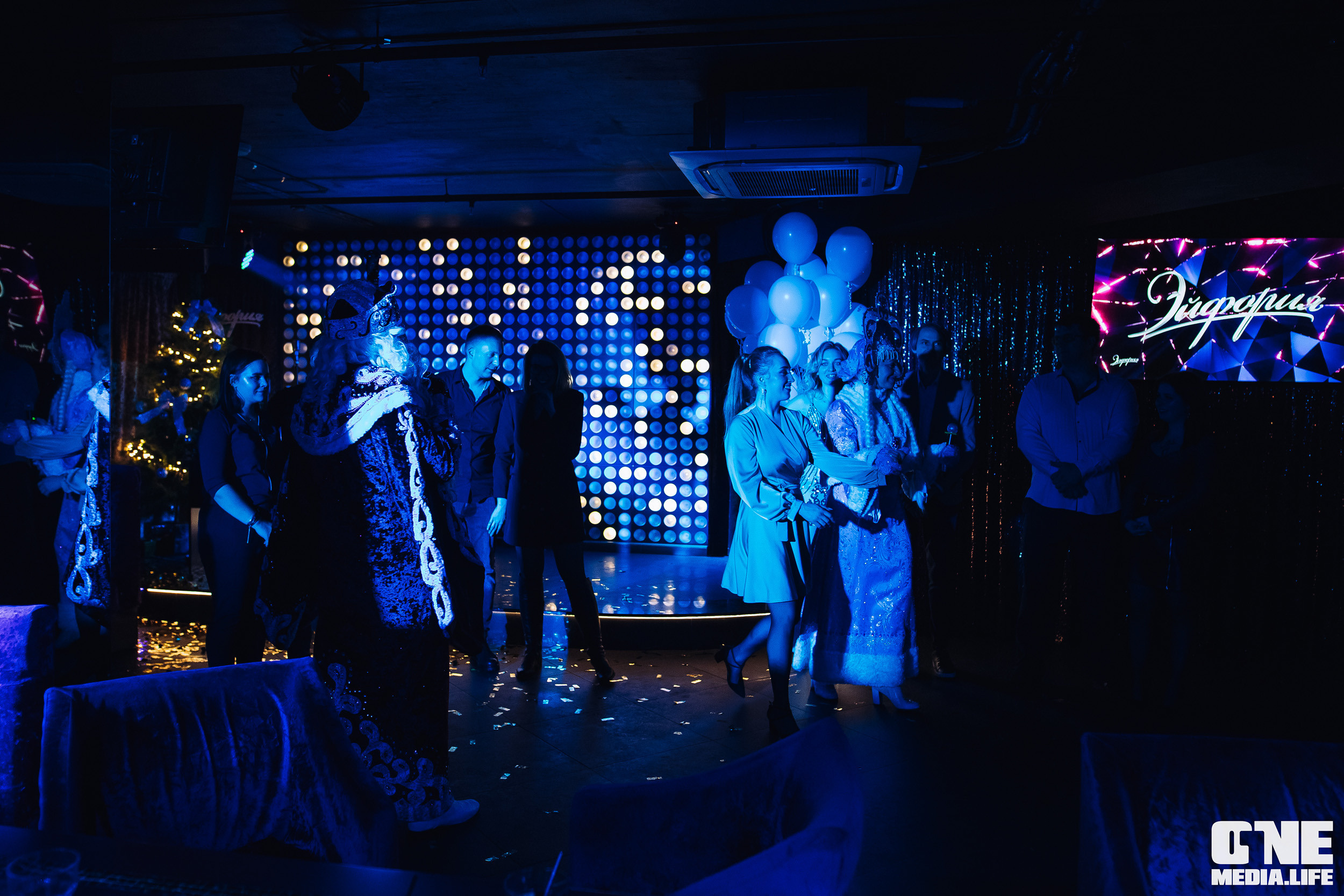 Фоторепортаж из караоке-клуба Эйфория. One Media Life: фоторепортажи, фотоотчеты с мероприятий и заведений