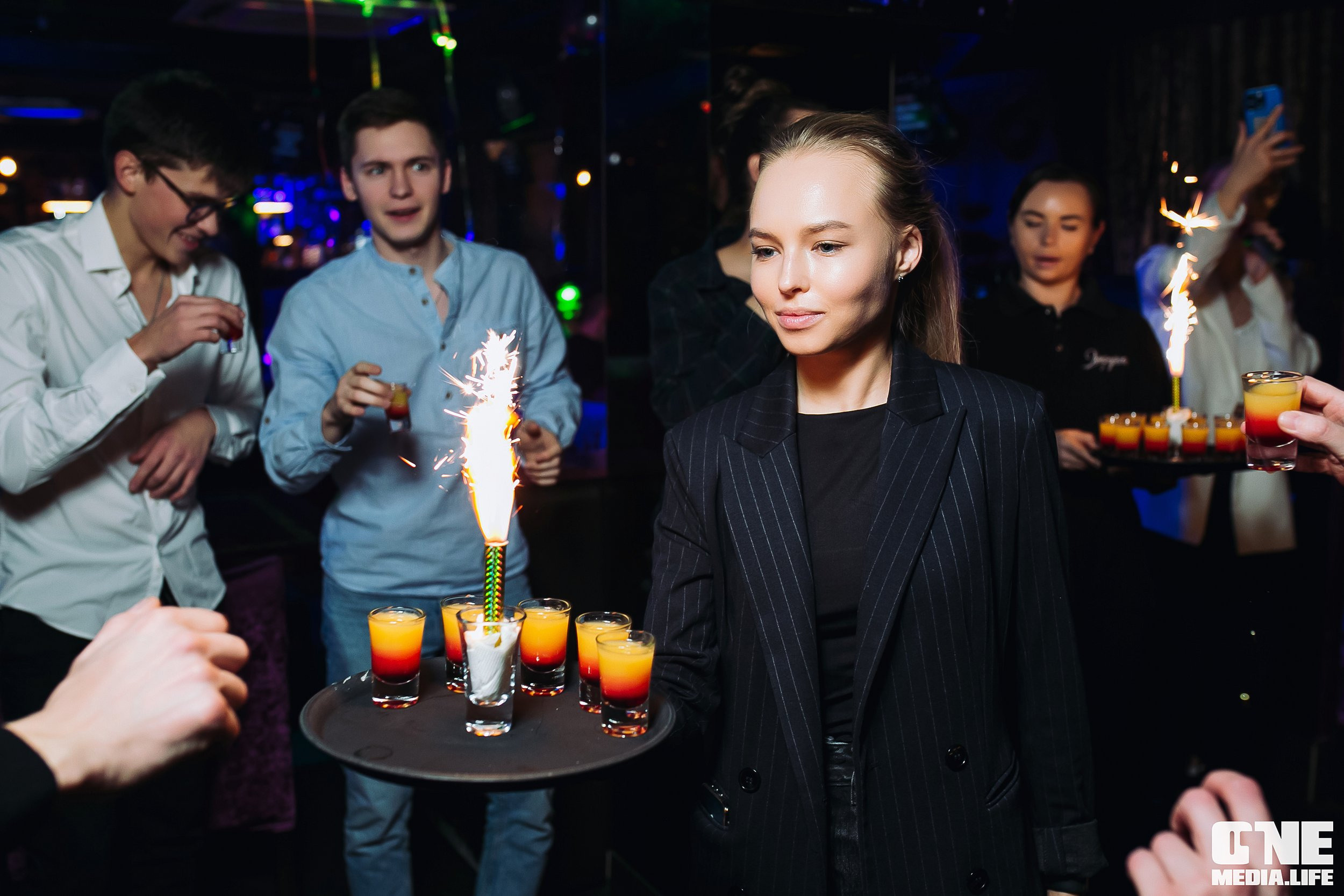 Фоторепортаж из караоке-клуба Эйфория. One Media Life: фоторепортажи, фотоотчеты с мероприятий и заведений