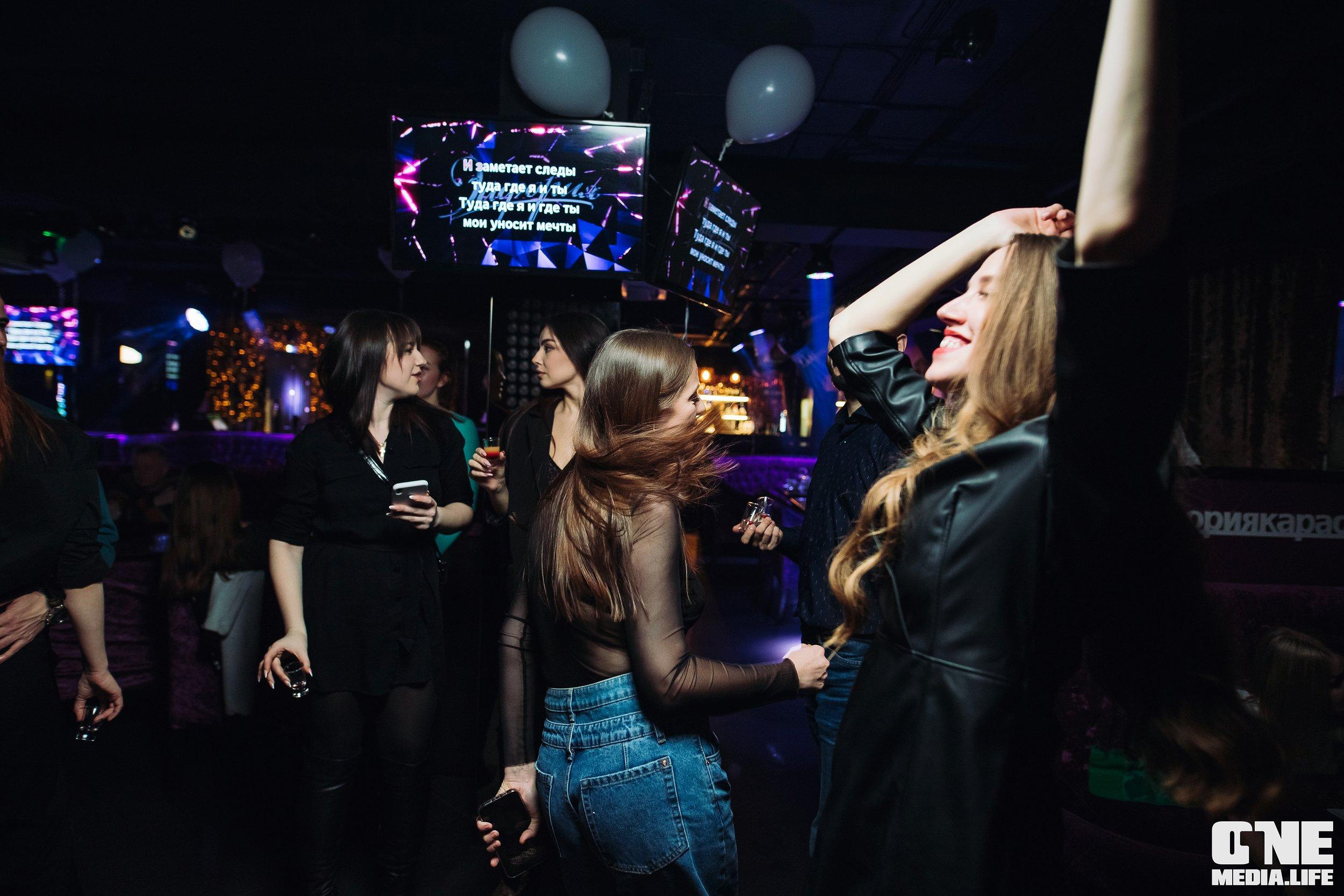 Фоторепортаж из караоке-клуба Эйфория. One Media Life: фоторепортажи, фотоотчеты с мероприятий и заведений