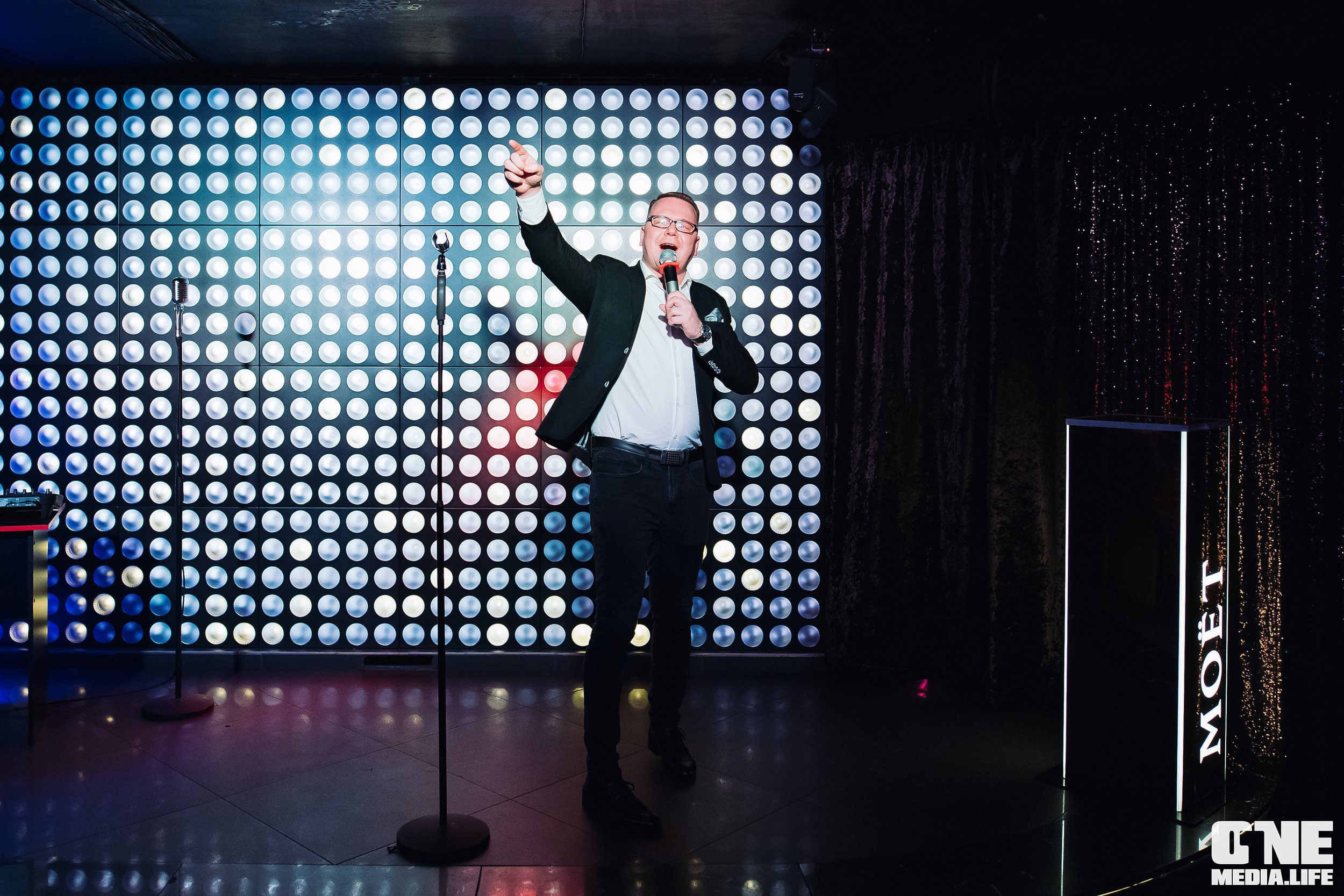 Фоторепортаж из караоке-клуба Эйфория. One Media Life: фоторепортажи, фотоотчеты с мероприятий и заведений