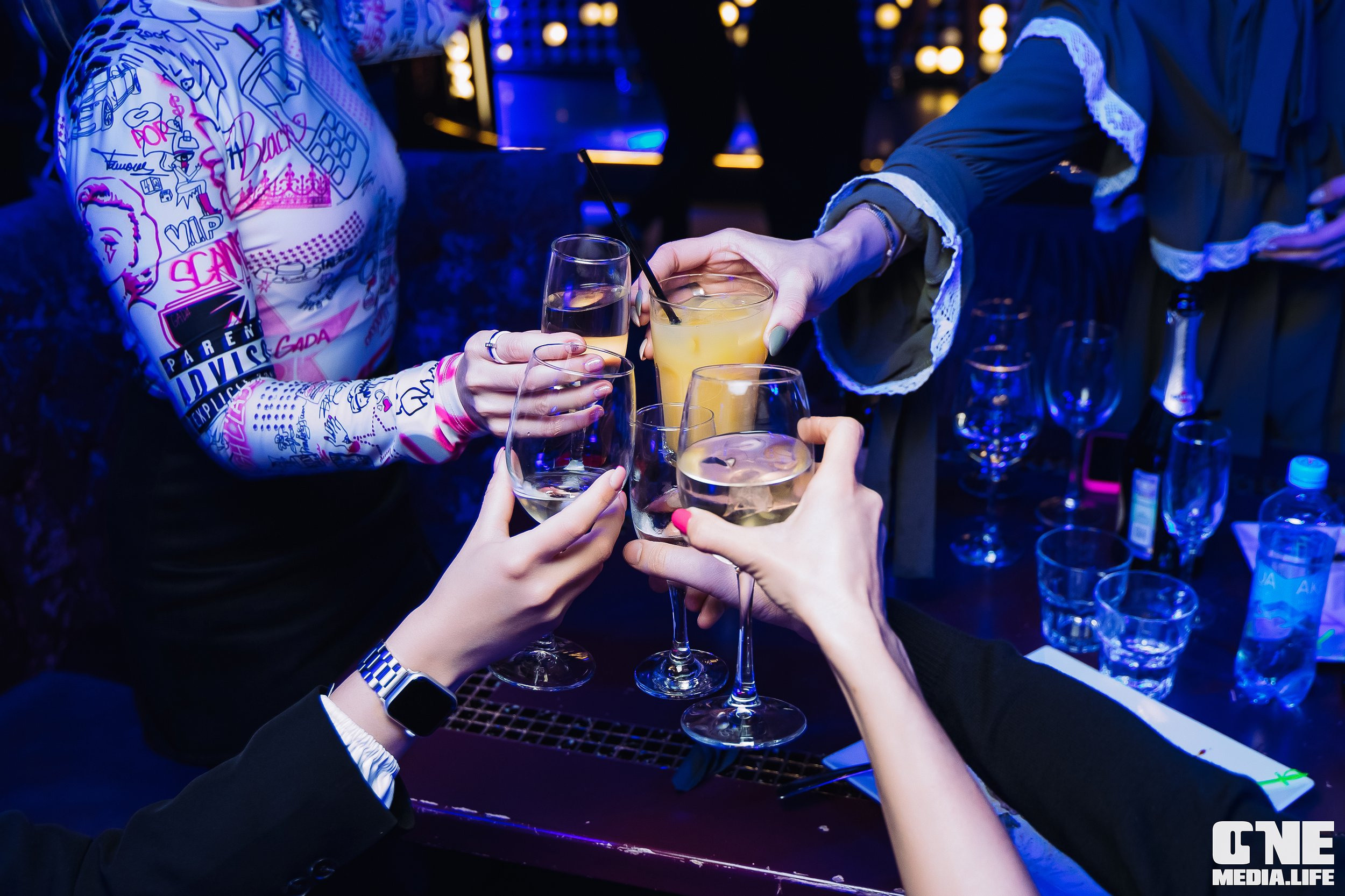 Фоторепортаж из караоке-клуба Эйфория. One Media Life: фоторепортажи, фотоотчеты с мероприятий и заведений