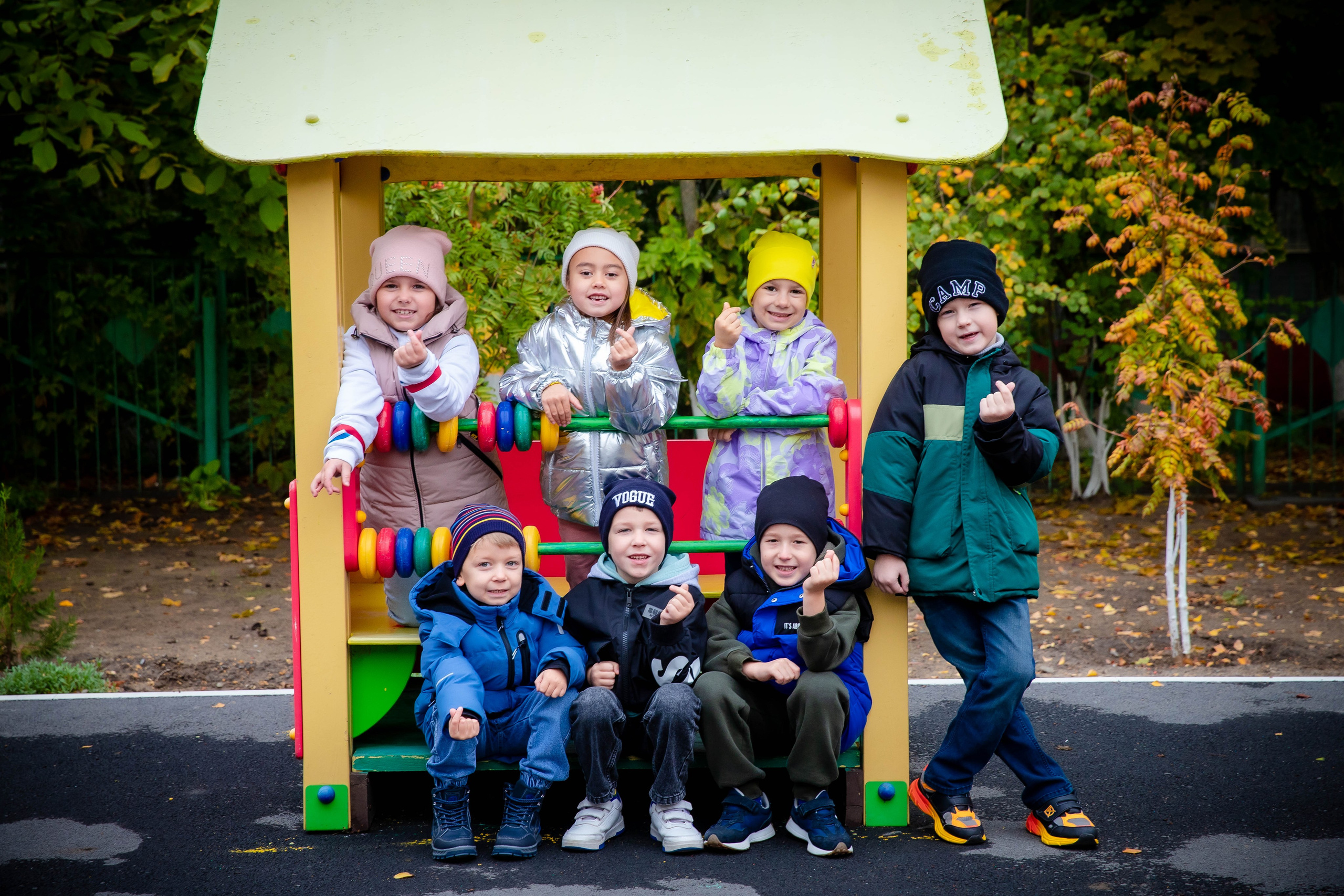 Выпускные (школьные) альбомы (книги) в Ростове-на-Дону. Современные Выпускные Альбомы в Ростове-на-Дону