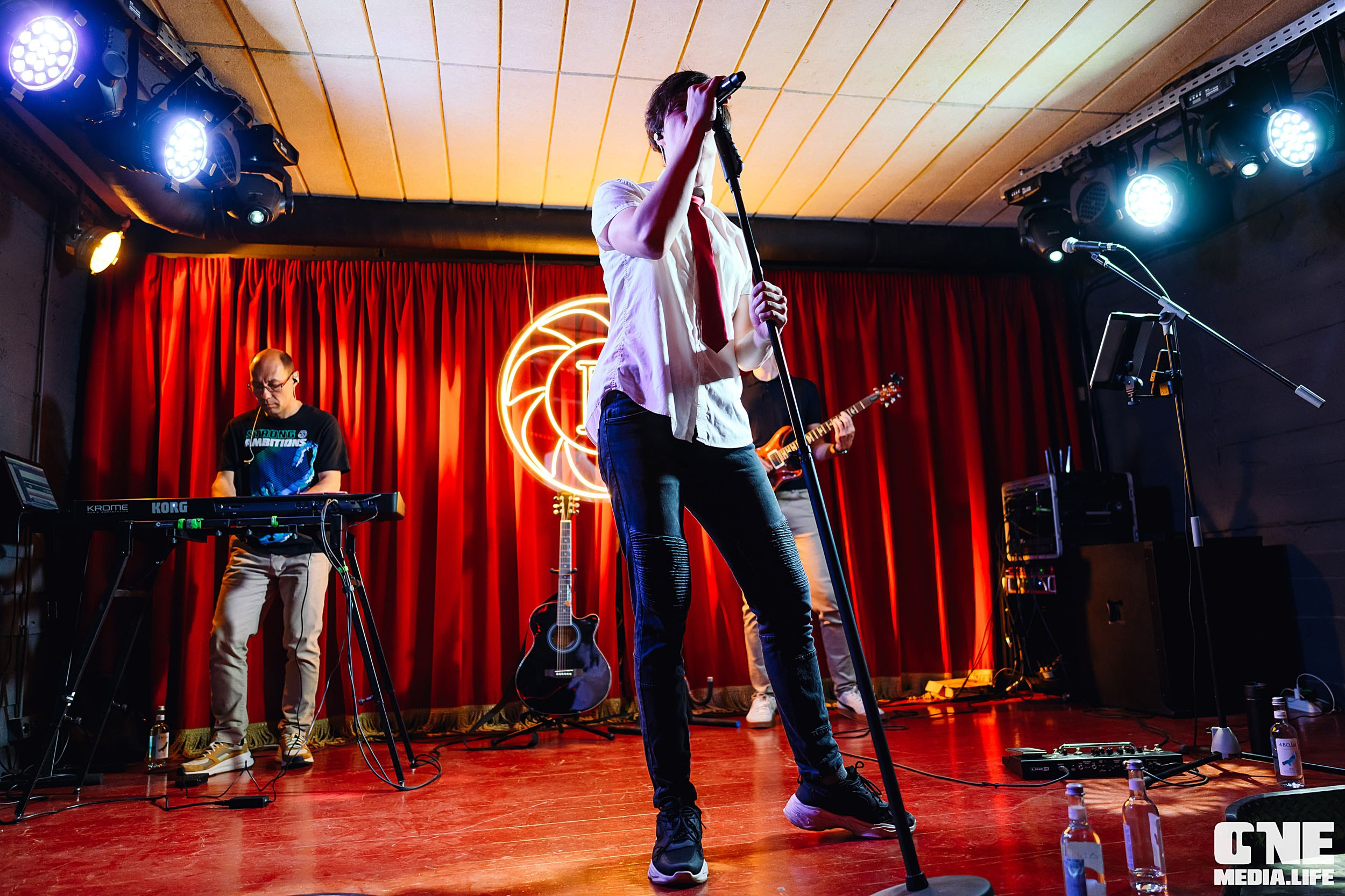 Фоторепортаж с дня рождения бара Дредноут. One Media Life: фоторепортажи, фотоотчеты с мероприятий и заведений