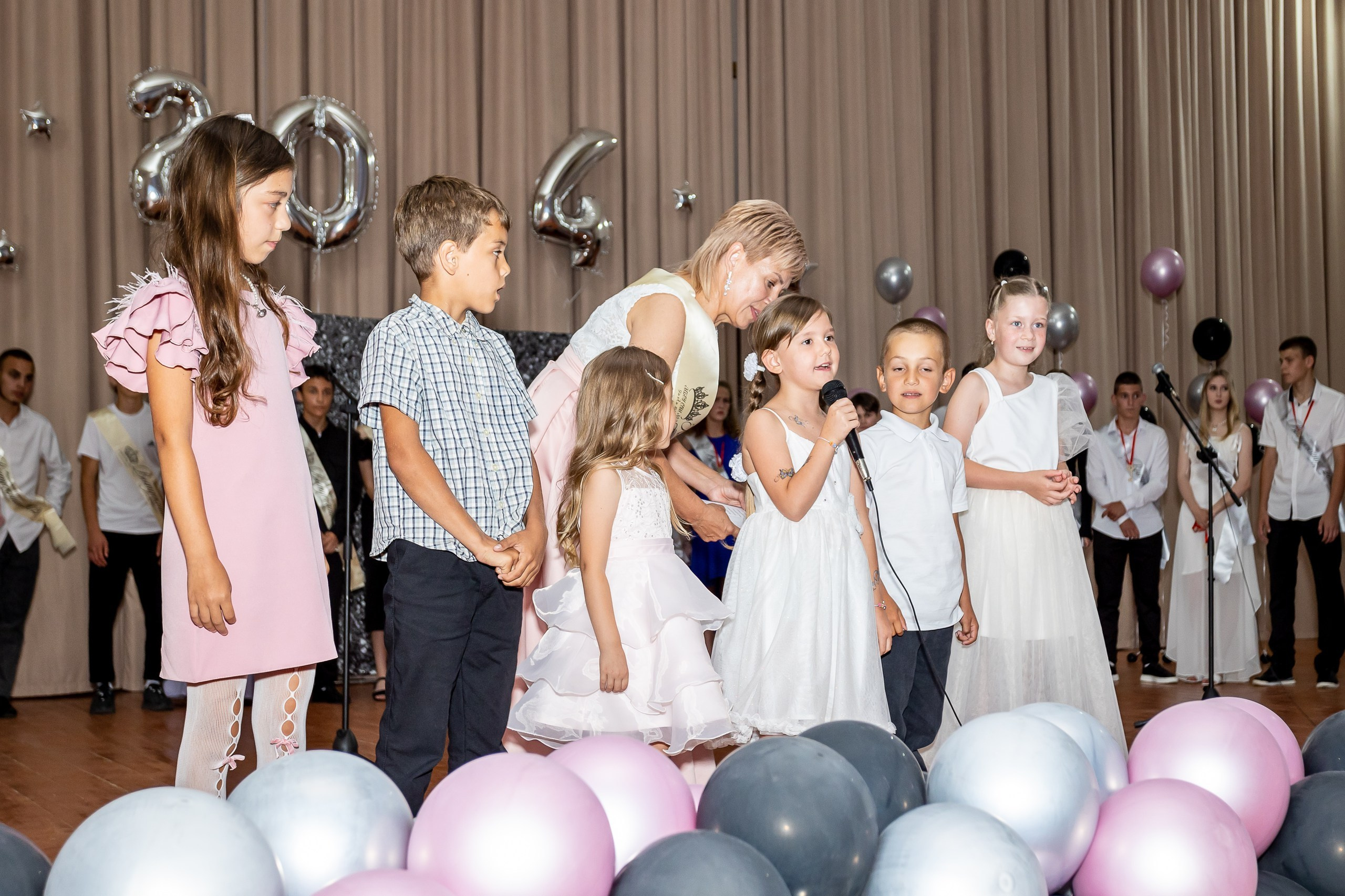 Вручение аттестата 2024 г. Выпускные альбомы Майкоп, Краснодар Елена Золотарева