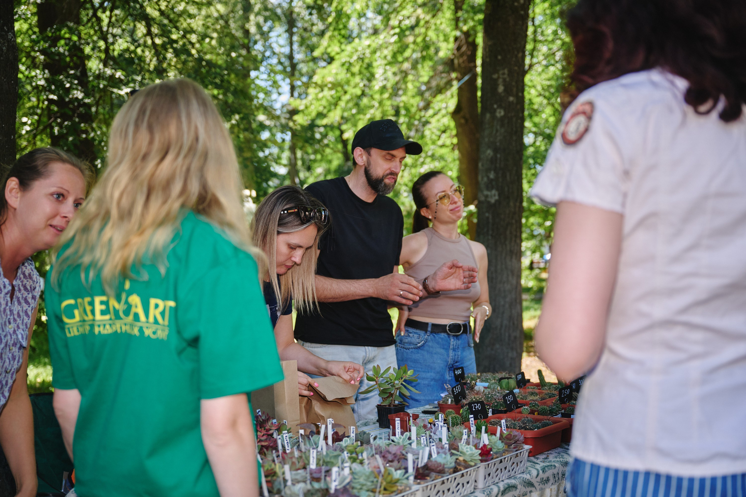 Ива фест 2025. Фотограф в Иваново: Каталожная съемка одежды и постельного белья, Wildberries