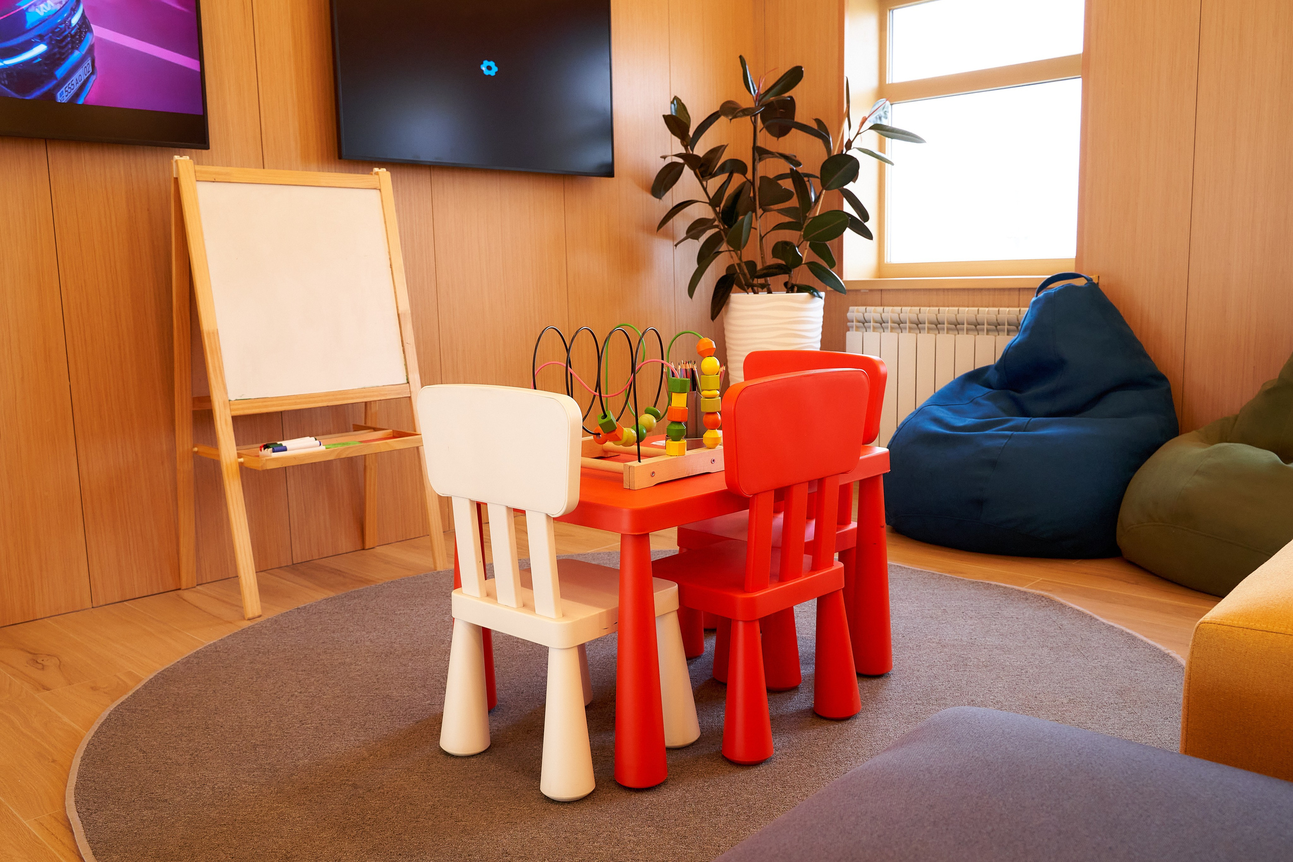 Автосалон KIA в Уральске. Фотограф в Уральске Александр Хохлачёв | HOHLACHEV.COM