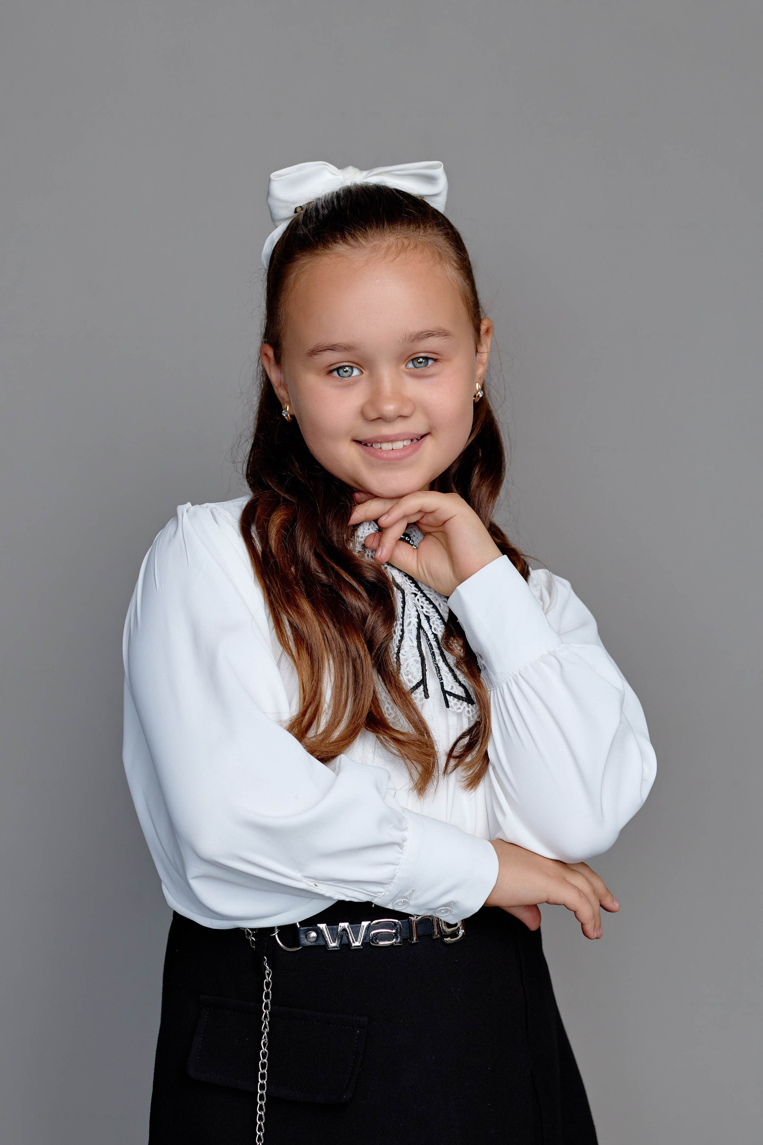 Сьемка 4 класса в студии на Выпускной Альбом. Фотограф Выпускные альбомы Таганрог Сергей Коробченко