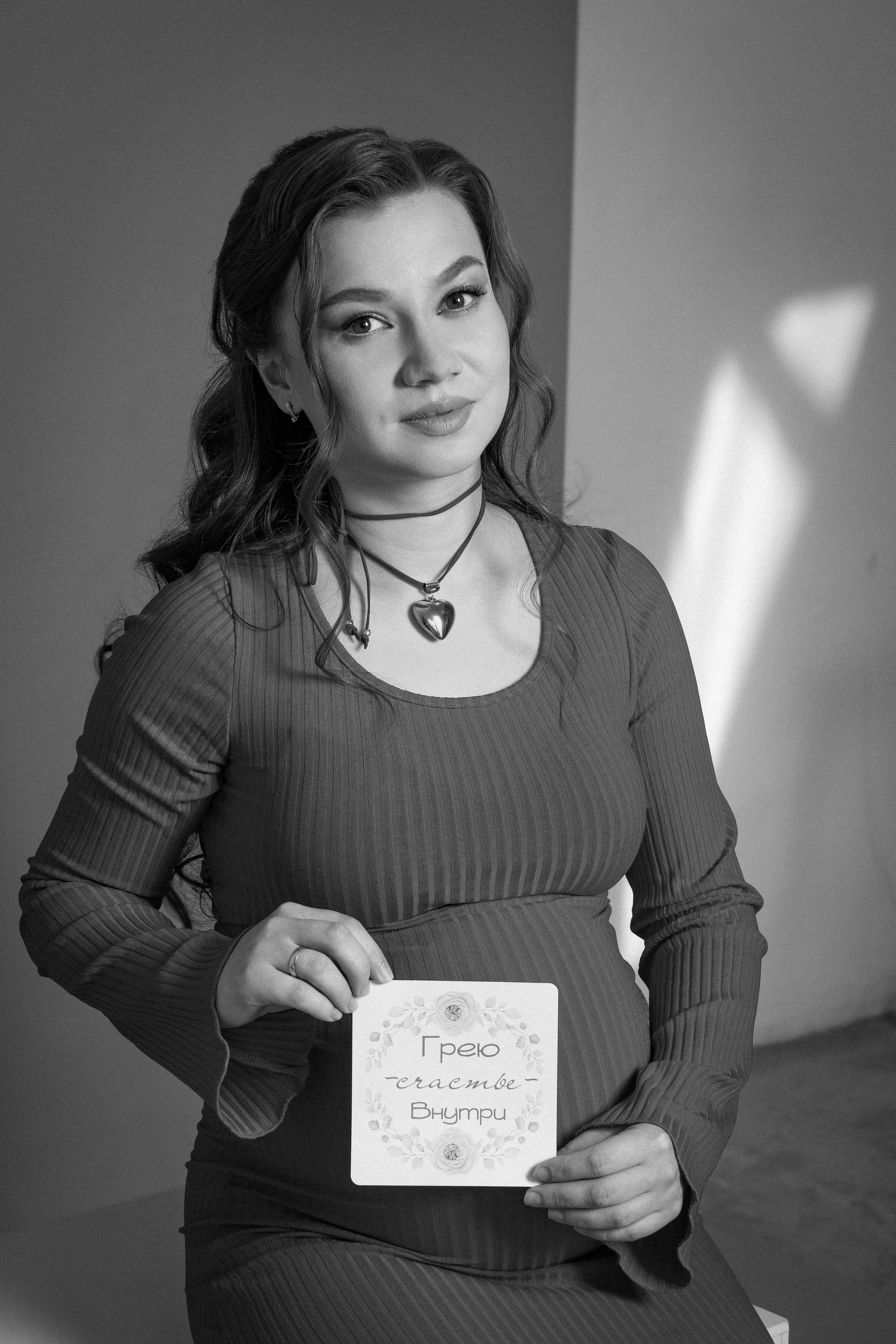 Занимаюсь профессиональной фотографией и живу рядом с Байкалом. Работаю в разных жанрах