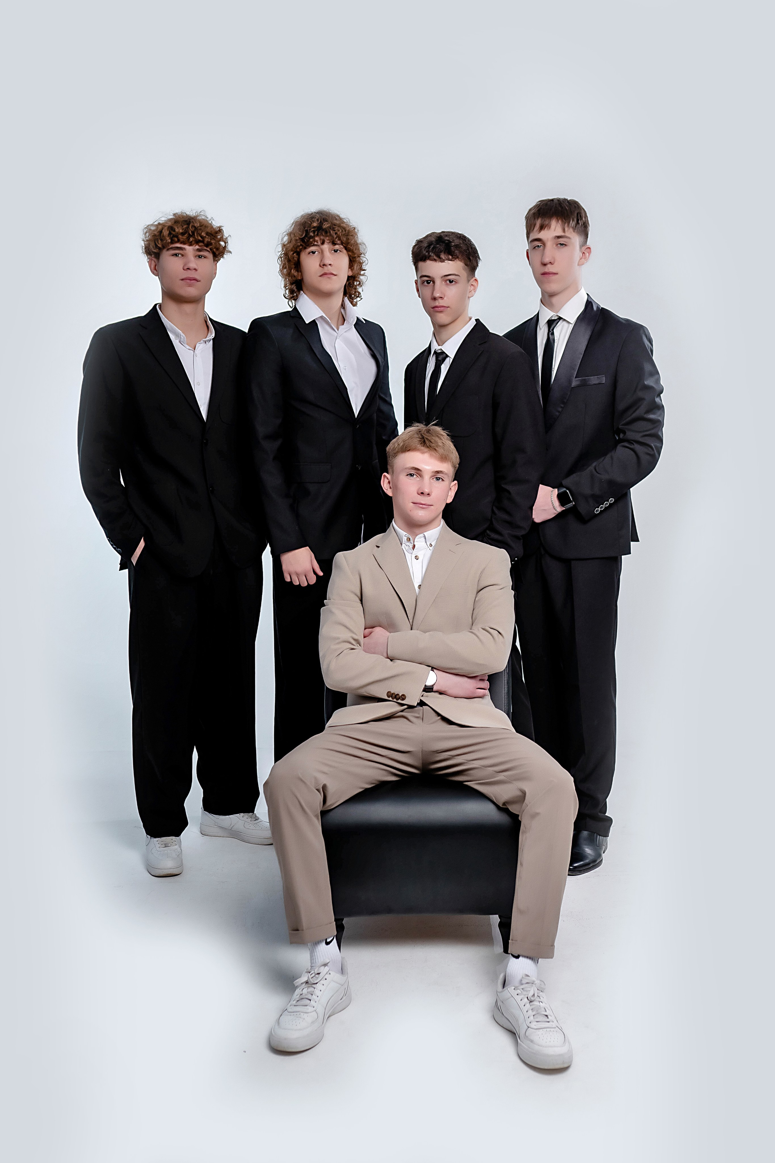 Выпускные (школьные) альбомы (книги) в Ростове-на-Дону. Современные Выпускные Альбомы в Ростове-на-Дону