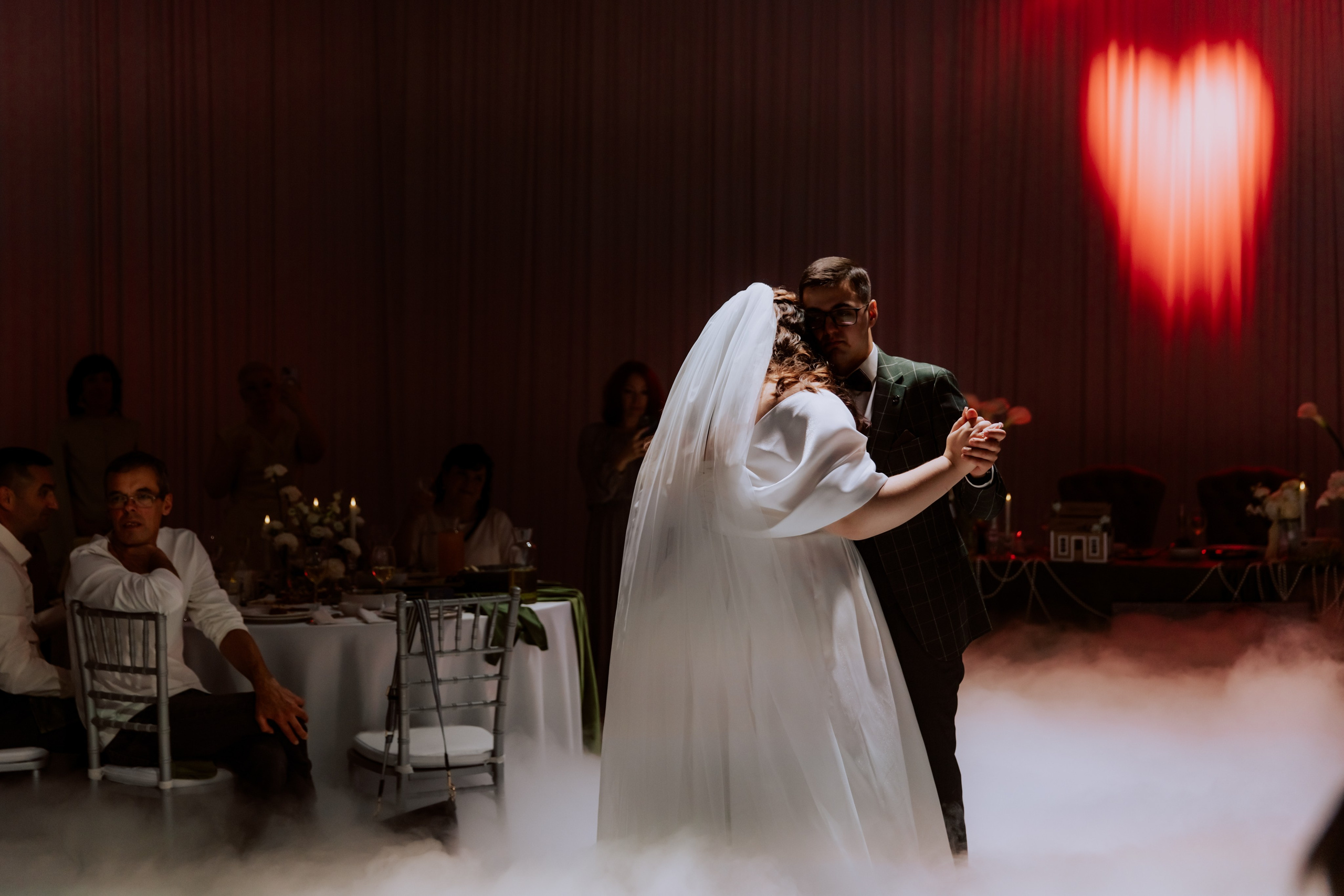 WEDDING. Фотограф, который снимает любовь в Санкт-Петербурге и Череповце