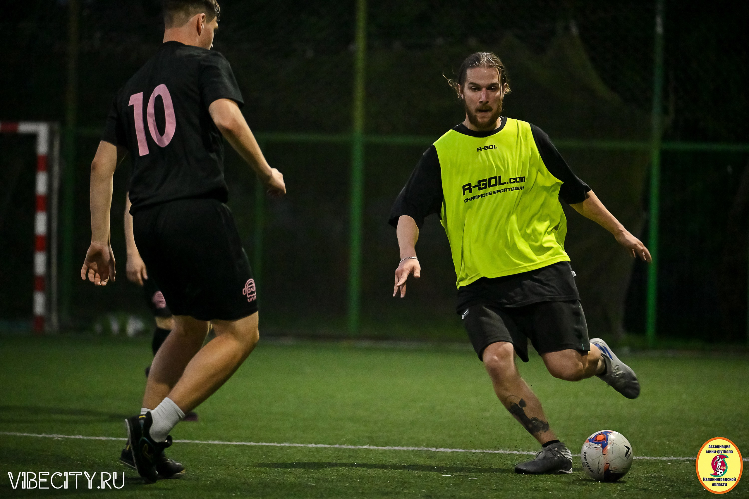 ИГРЫ МИНИ-ФУТБОЛЬНОЙ И КОРПОРАТИВНОЙ ЛИГИ. VIBECITY.RU Вайб Сити Ру Фоторепортажи Фотоотчеты Калининград