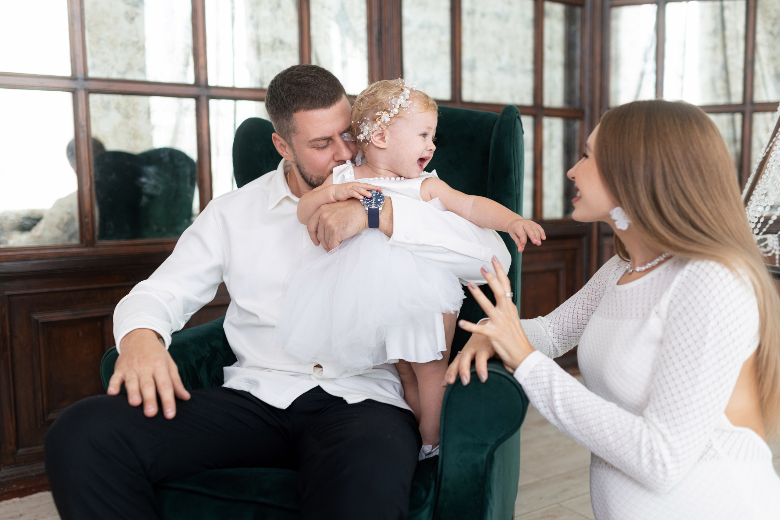 Семейная съемка для Яны и Дани в интерьере. Дмитрий Шульгин, портретный фотограф в Воронеже