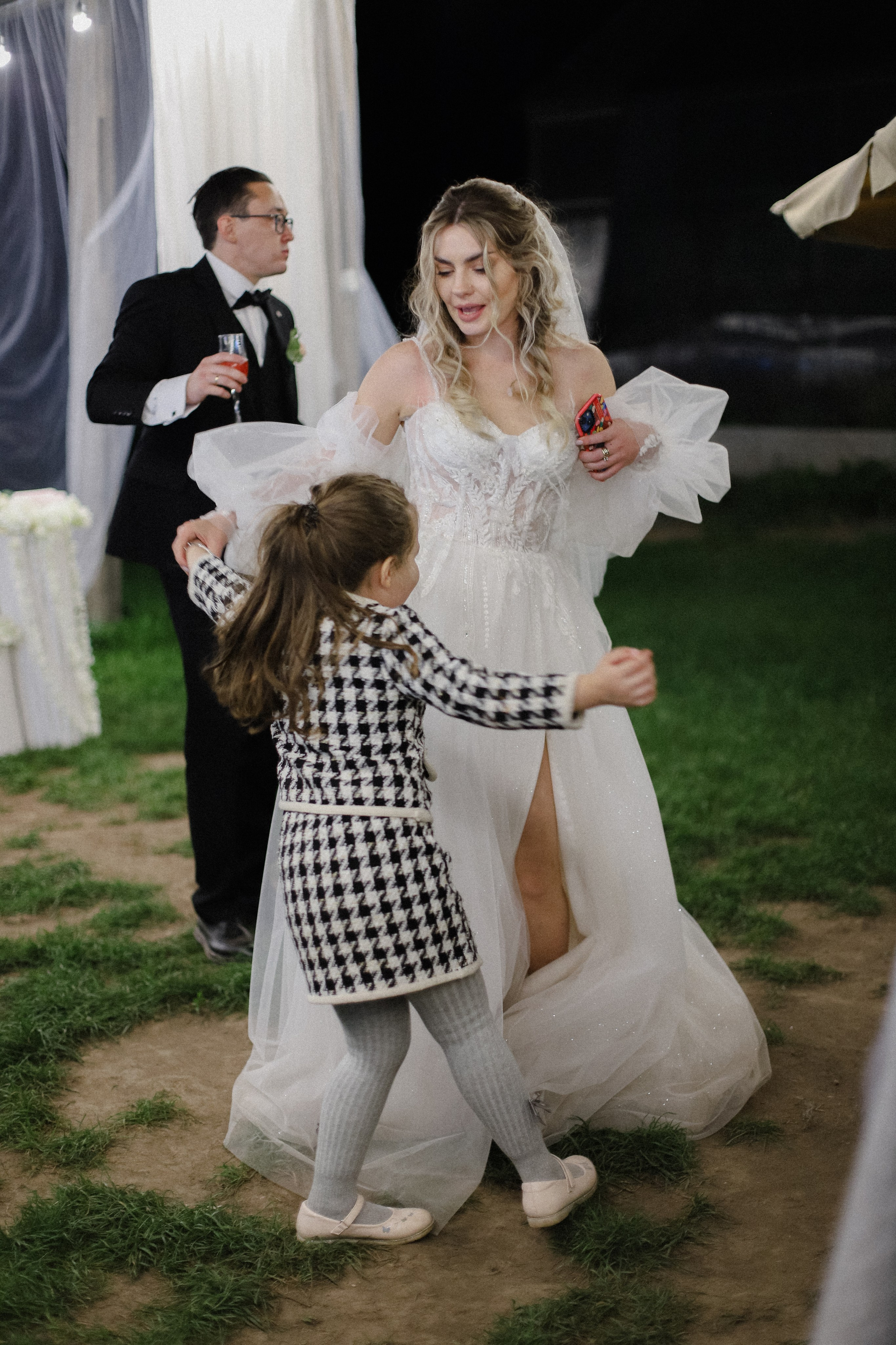 Рустам и Елизавета. Фотограф в Алматы и Москве Даша Пушкина