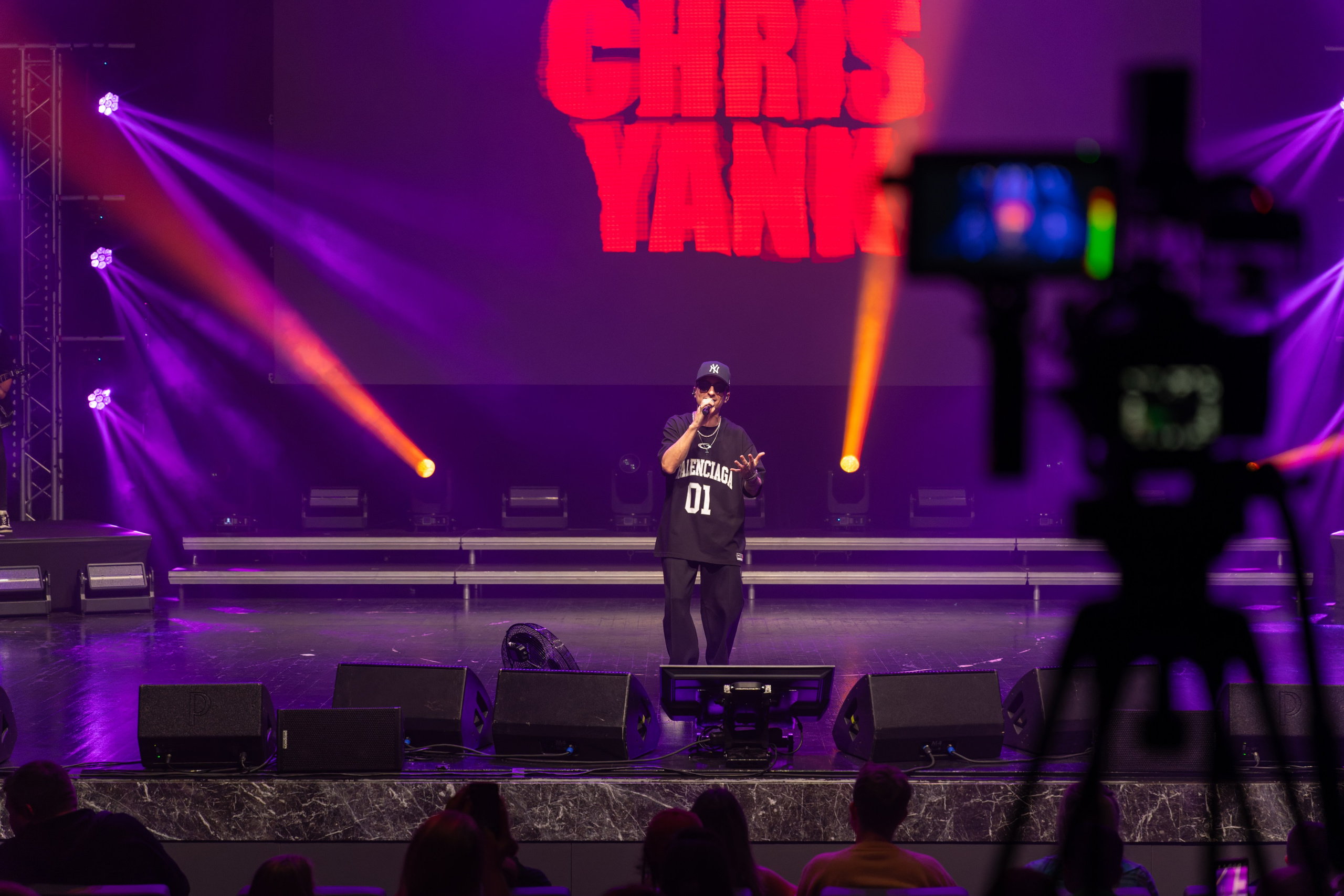 Фотосъёмка на гала-концерт, конкурсы, выступления, отчётные концерты и эвент-мероприятия. «Студия DRONAVT`s» — видеосъёмка и фотография г. Москва