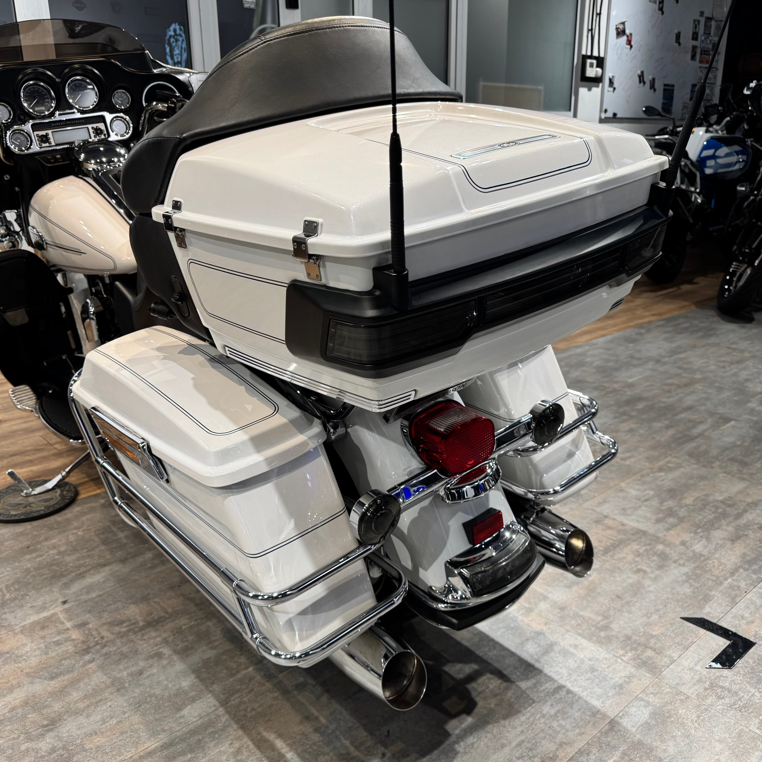 Мотоциклы Harley-Davidson 103 Electra Glide Ultra ABS (Touring) — купить мотоцикл. Hello Davidson, Москва. Только хорошие мотоциклы…