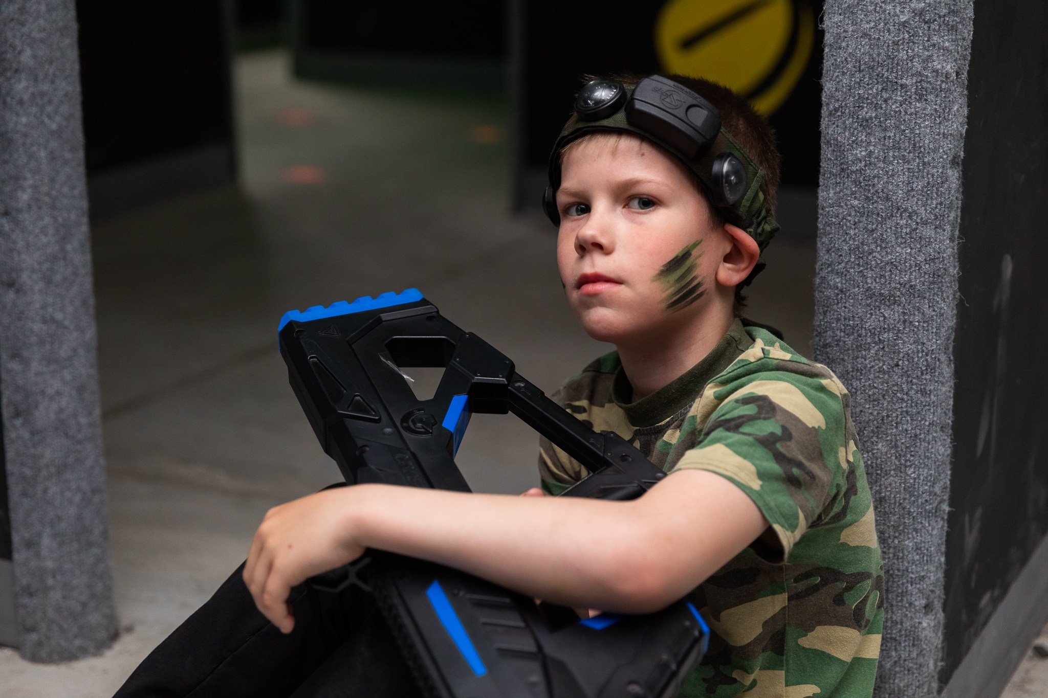 Платону 8 лет, лазертаг Zаряд. Фотограф Татьяна Генева