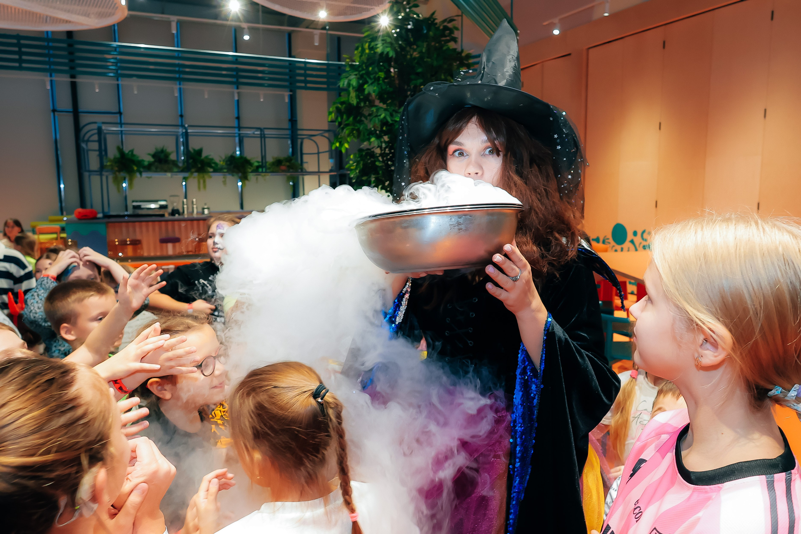 02.11 Halloween в Zhooki Park. Команда специалистов в мире фотографии и видео. Детский фотограф, семейный фотограф