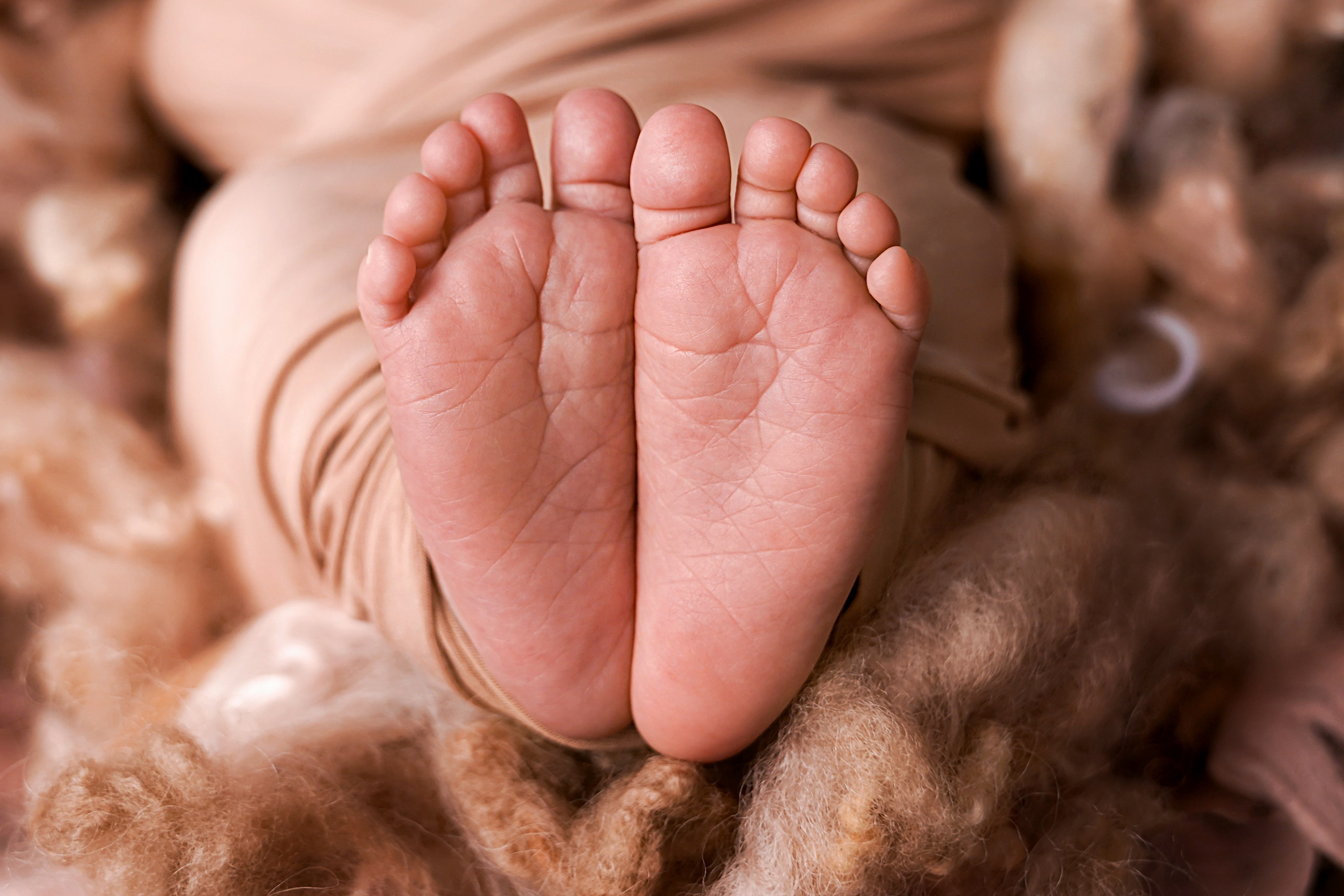 Фотосессия новорожденного (newborn). Фотограф новорожденных, детей до года и беременных в Симферополе