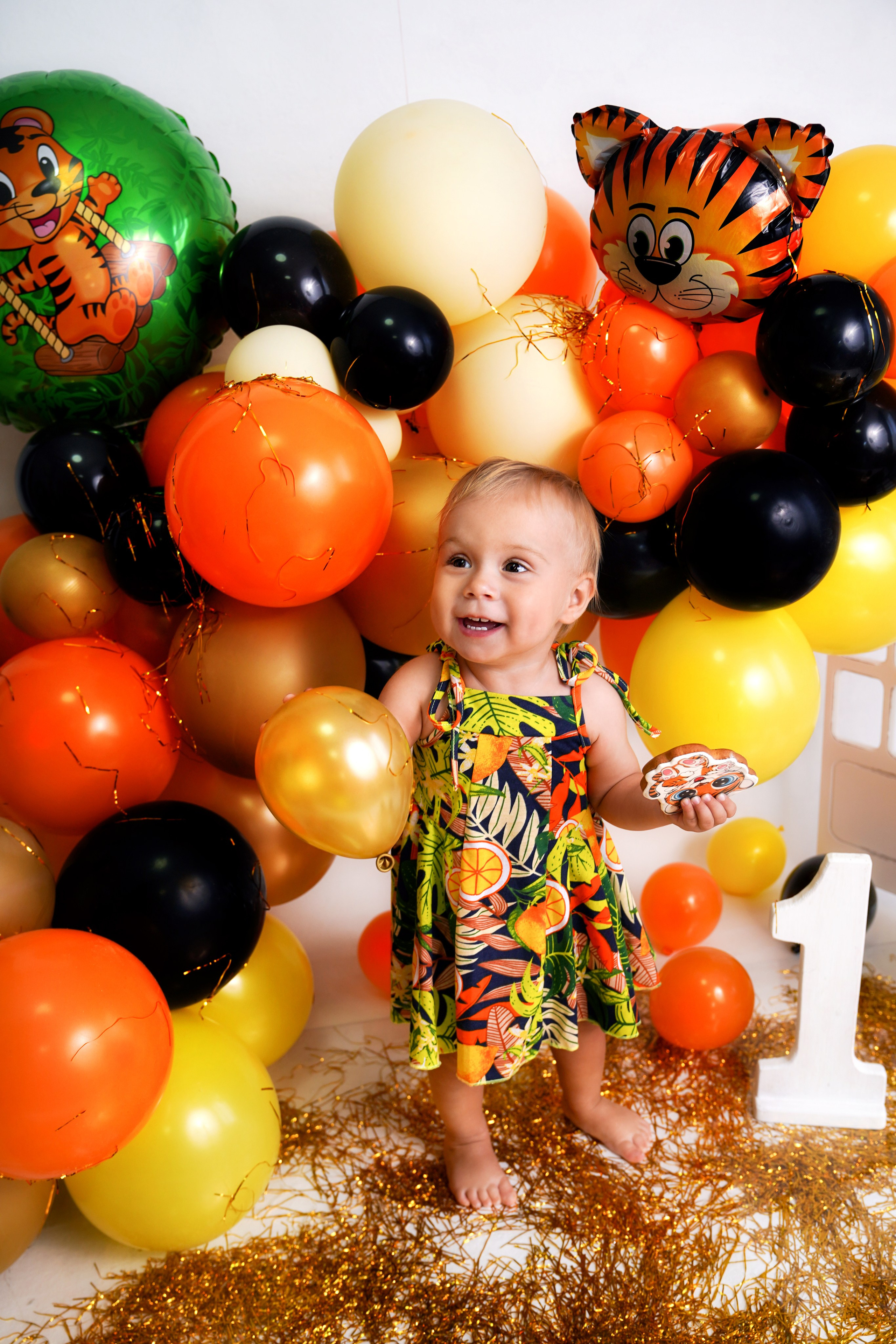 Фотосессия ГОДОВАСИЕ. Фотограф новорожденных, детей до года и беременных в Симферополе