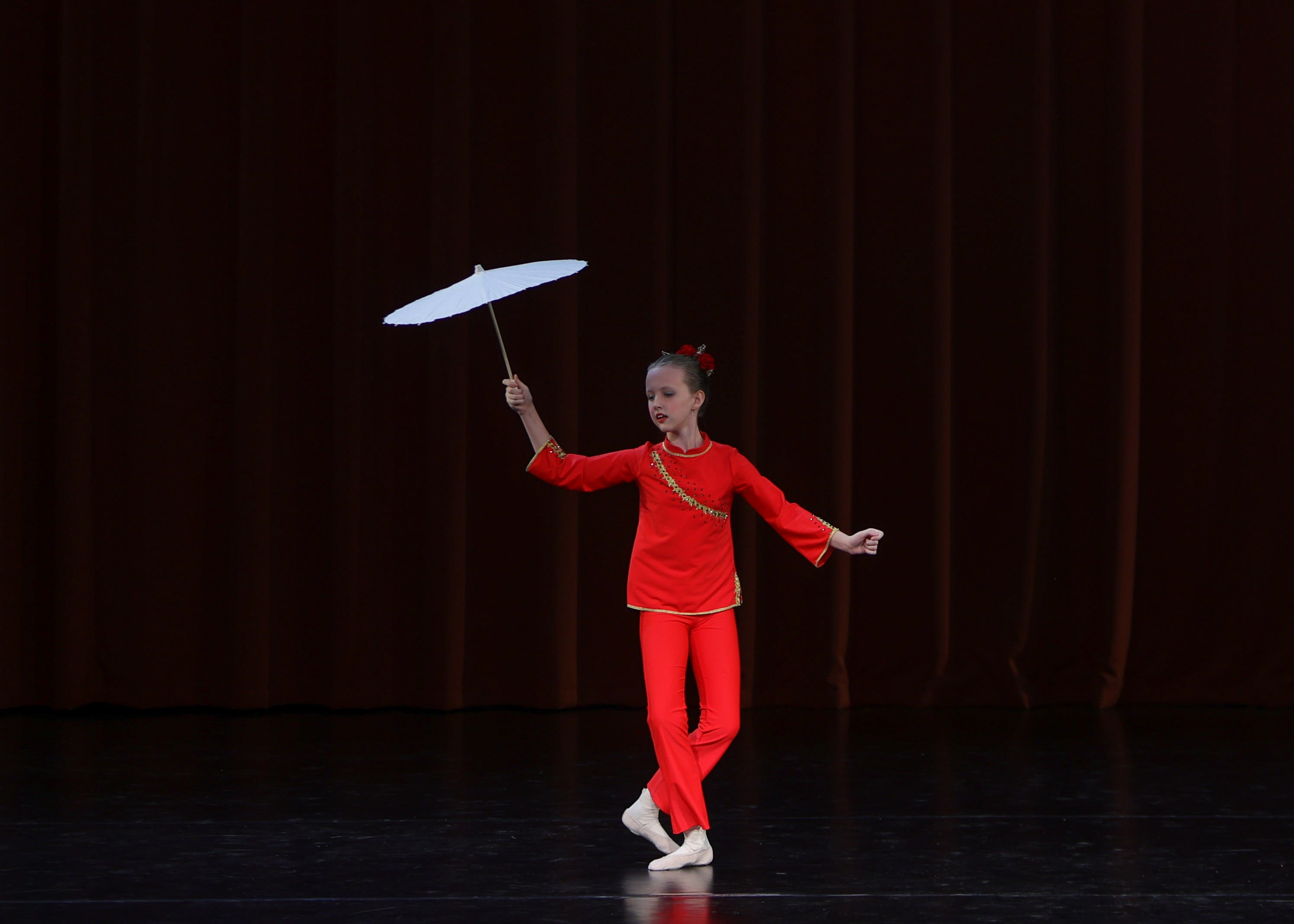 Фестиваль хореографического искусства «КУБОК ЛЕГЕНДЫ — 2025». Выпускные альбомы и школьный фотограф в Подольске, Троицке, Щербинке, Москве и Московской области