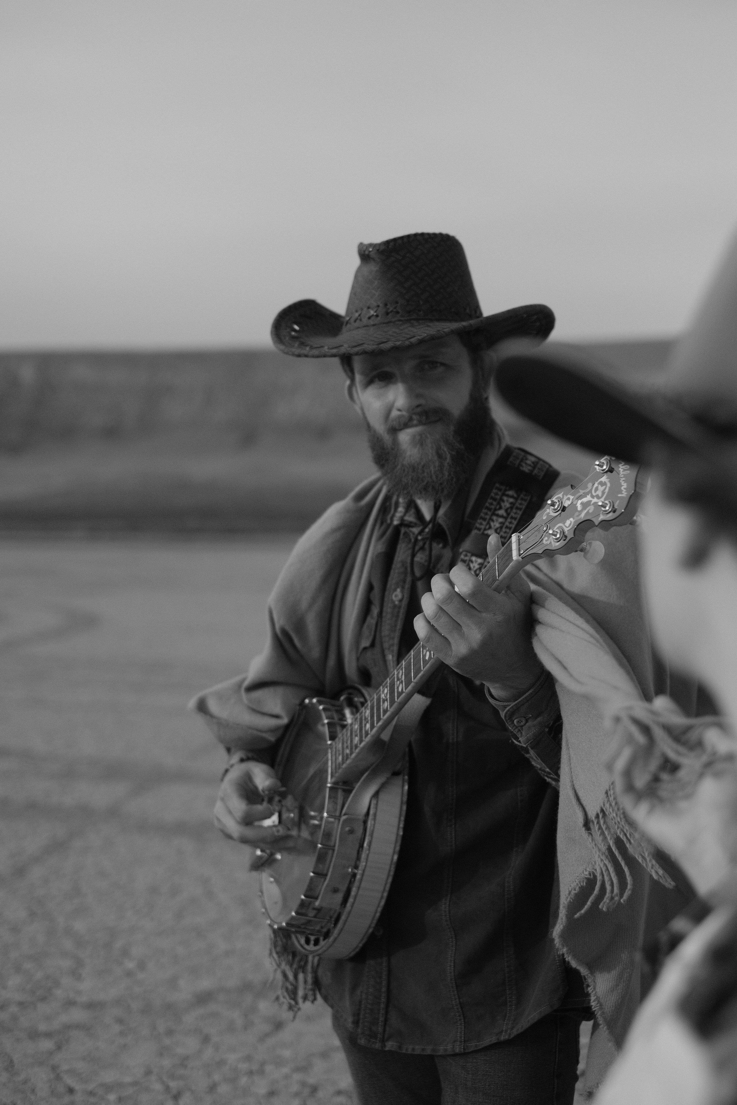 Мужская фотосессия. мужское. Бизнес портрет. Фото для бизнеса. Портрет, бизнес портрет. Бизнес портрет, контент съемка. Профессиональная фотосъемка в Крыму. Натуральные эмоции и живые кадры. Забронируйте дату прямо сейчас!