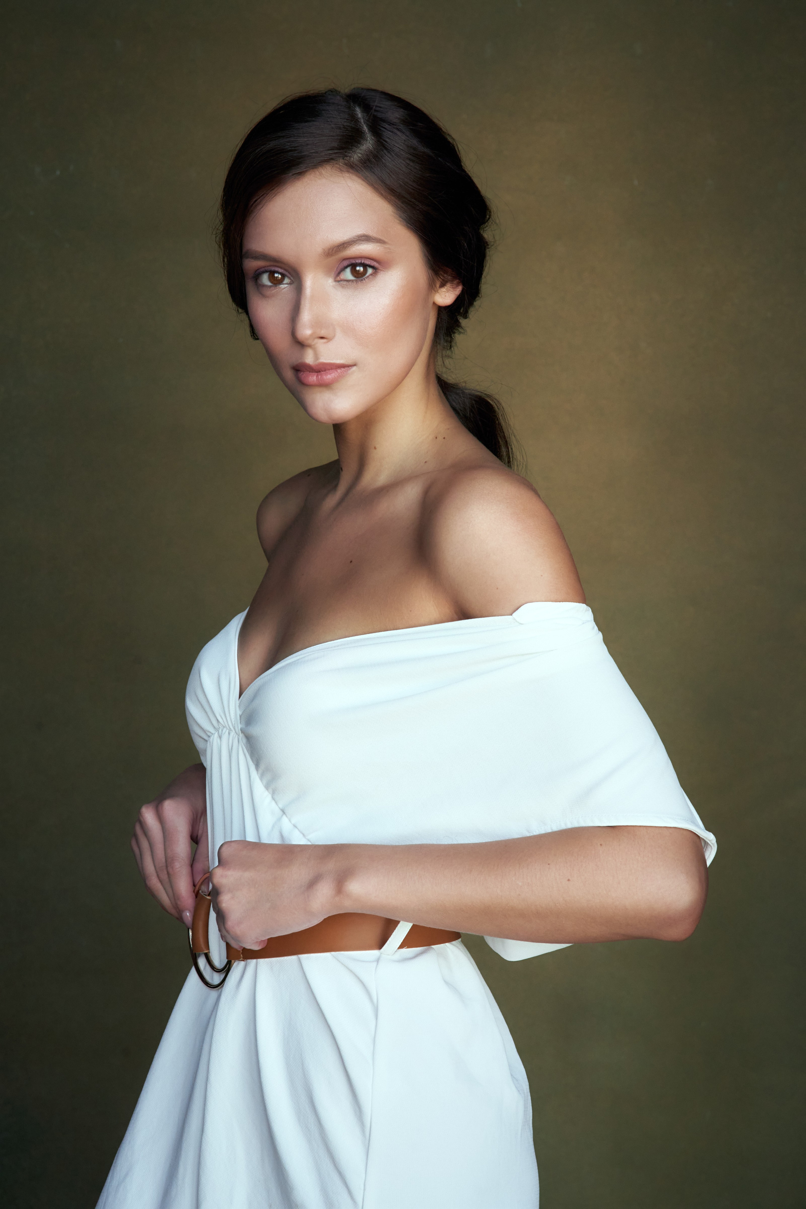 Купить студийные курсы. Портретный фотограф Виноградов Александр | Москва, Шатура