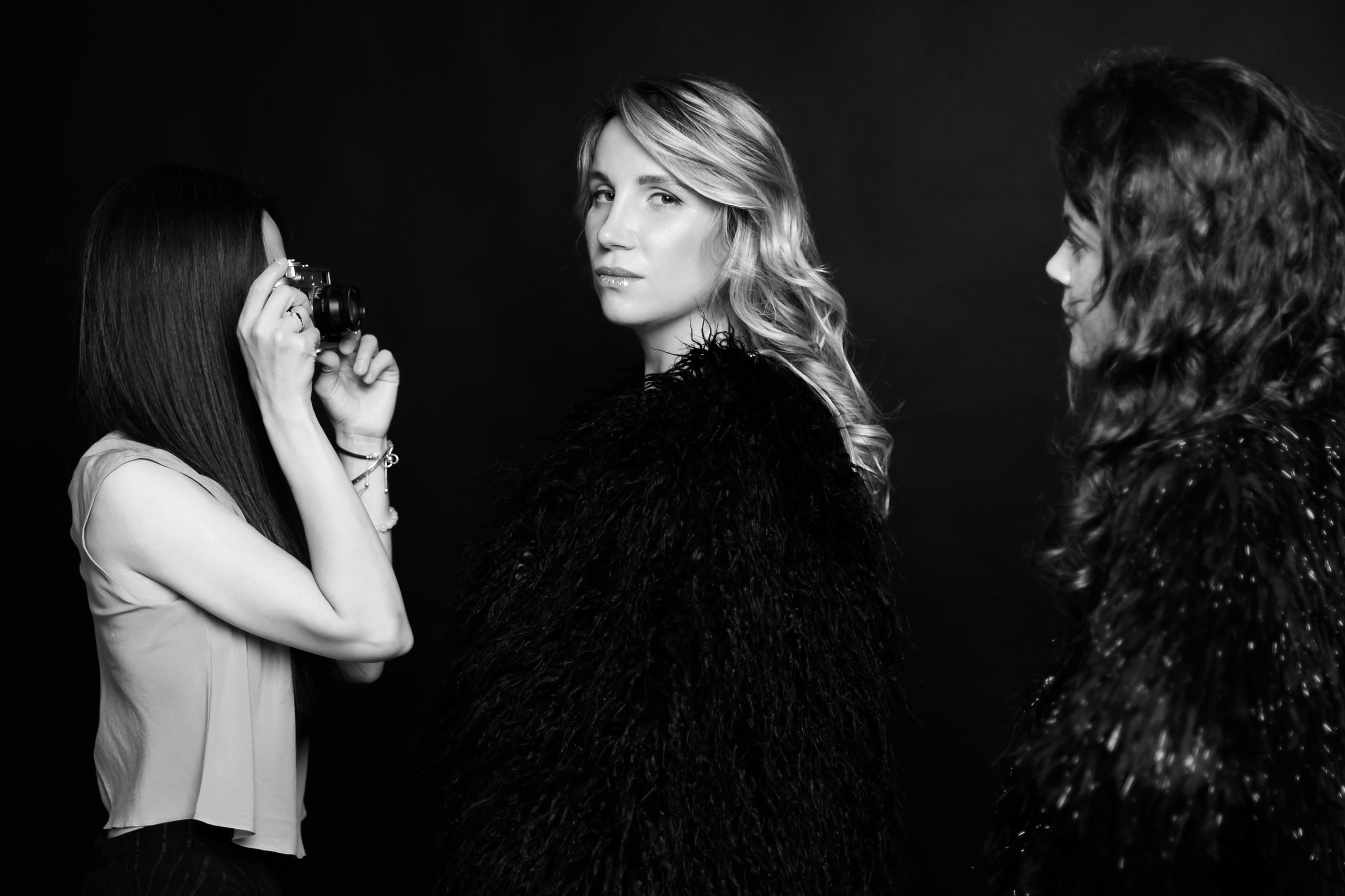 ФОТОГРАФ РАДОСТИ Фотосессия в студии СПб. Портретный фотограф — Юрий Торлопов