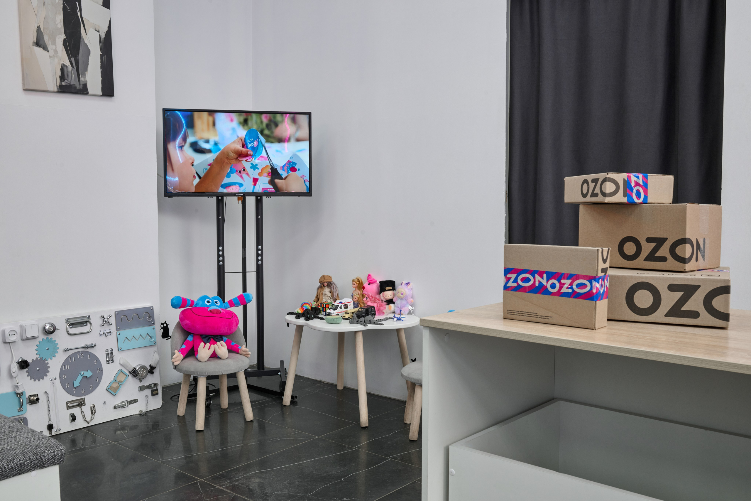 OZON - фотосъёмка в пункте выдачи. ФОТОГРАФ Кристина Павлова | МОСКВА