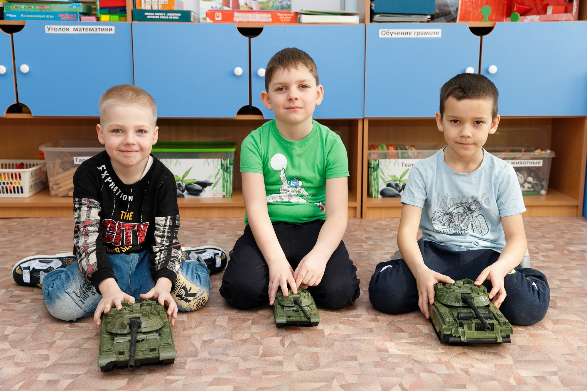 Выпускные альбомы для детского сада во Владивостоке. Фотограф во Владивостоке Фролова Наталья