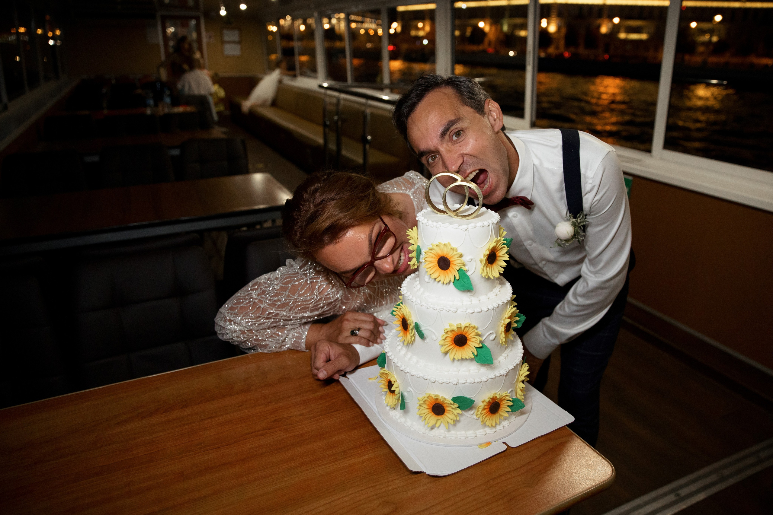 Свадебная фотосессия около Исаакиевского собора. Свадебный фотограф в Санкт-Петербурге Никита Кузякин