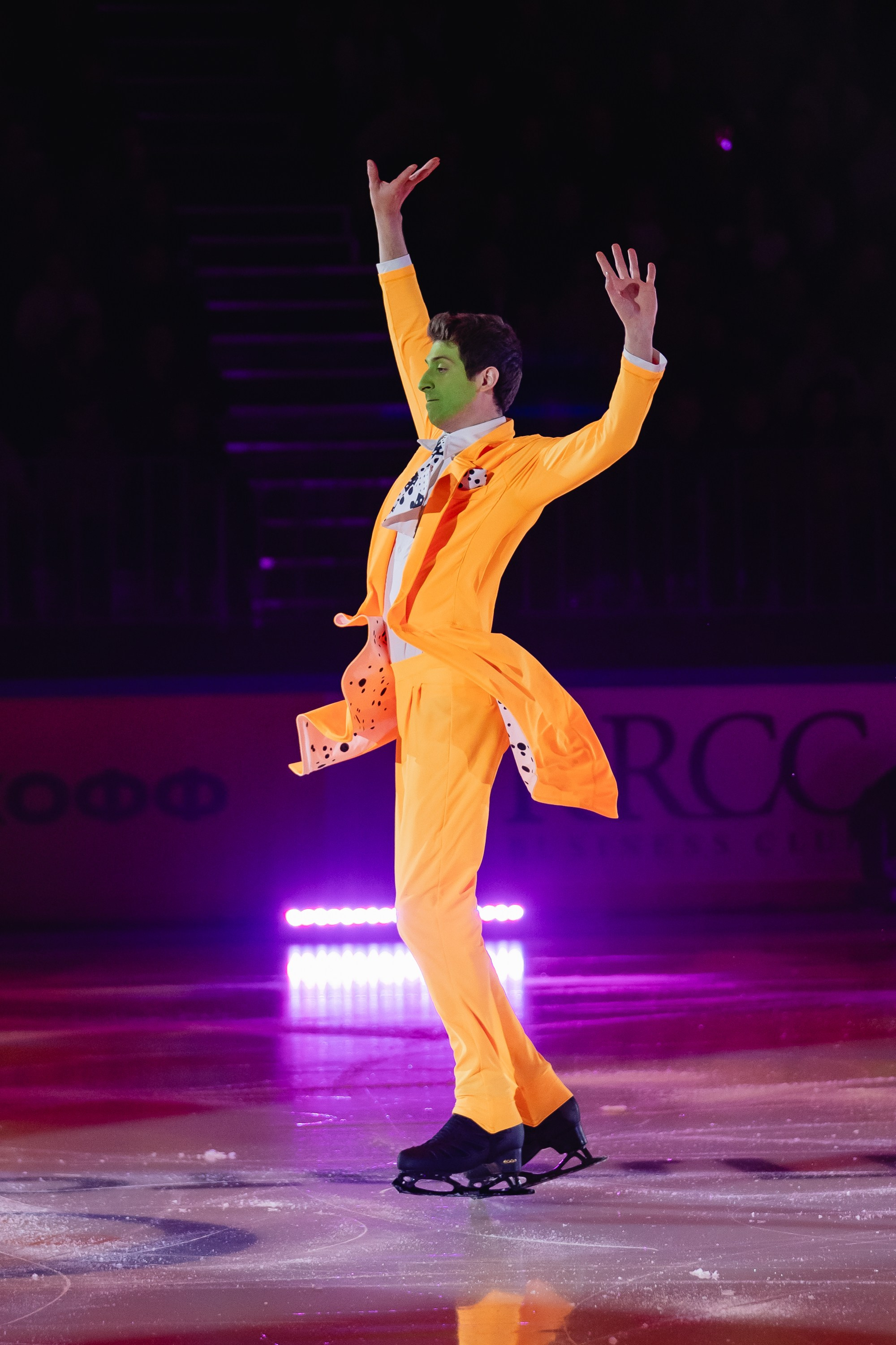 Шоу «Чемпионы на льду» в Новосибирске. Воробьева Ксения — Спортивный и танцевальный фотограф Новосибирск