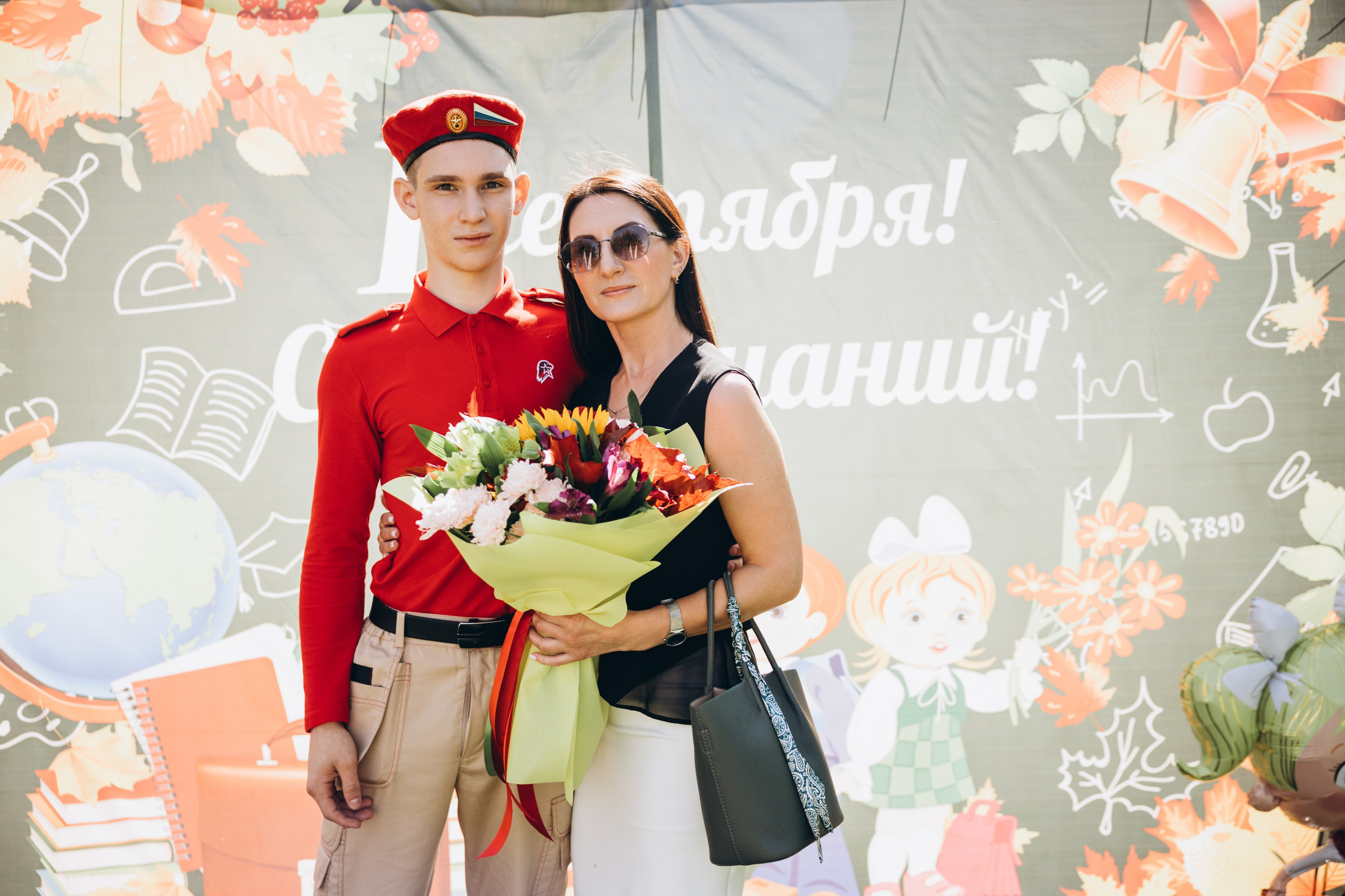 Линейка в школе. Свадебный, семейный фотограф в Иркутске Светлана Макаричева