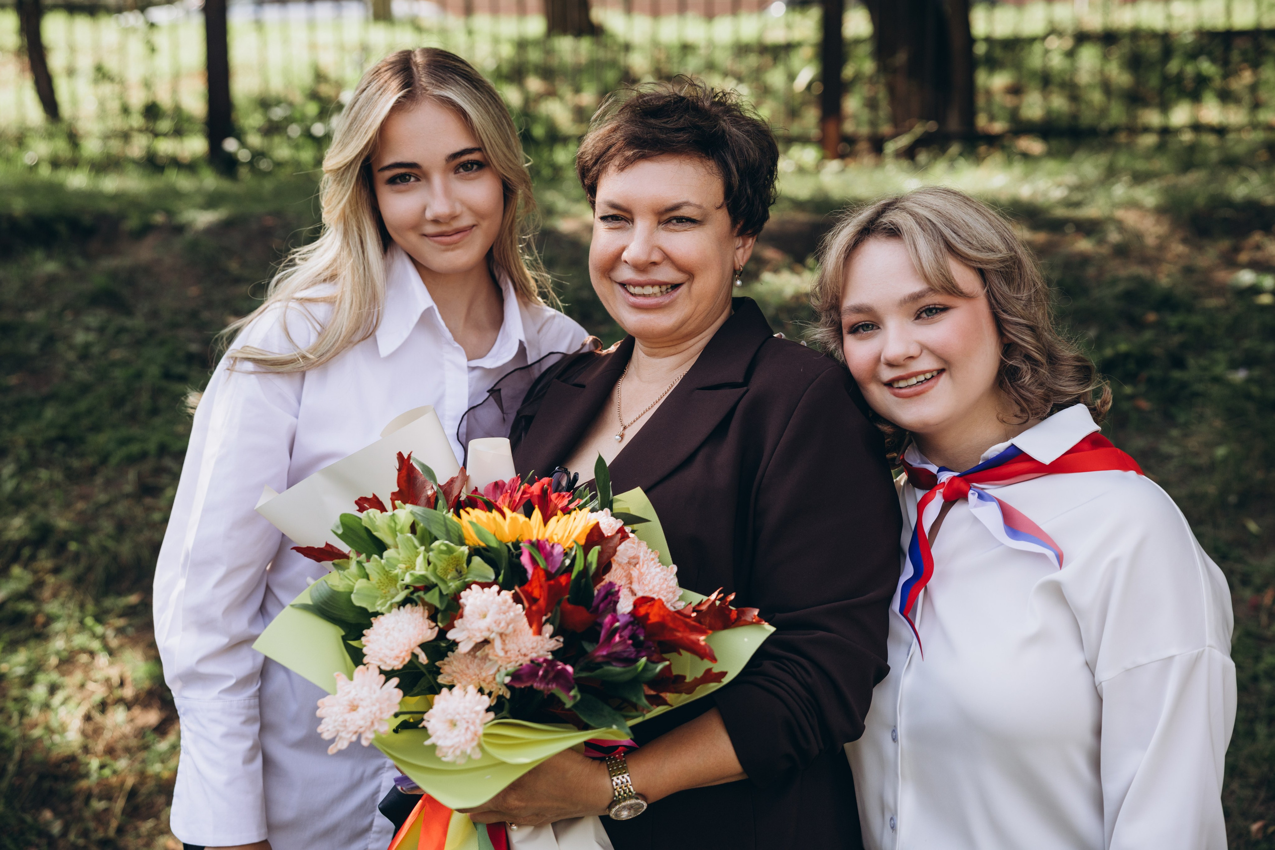Линейка в школе. Свадебный, семейный фотограф в Иркутске Светлана Макаричева