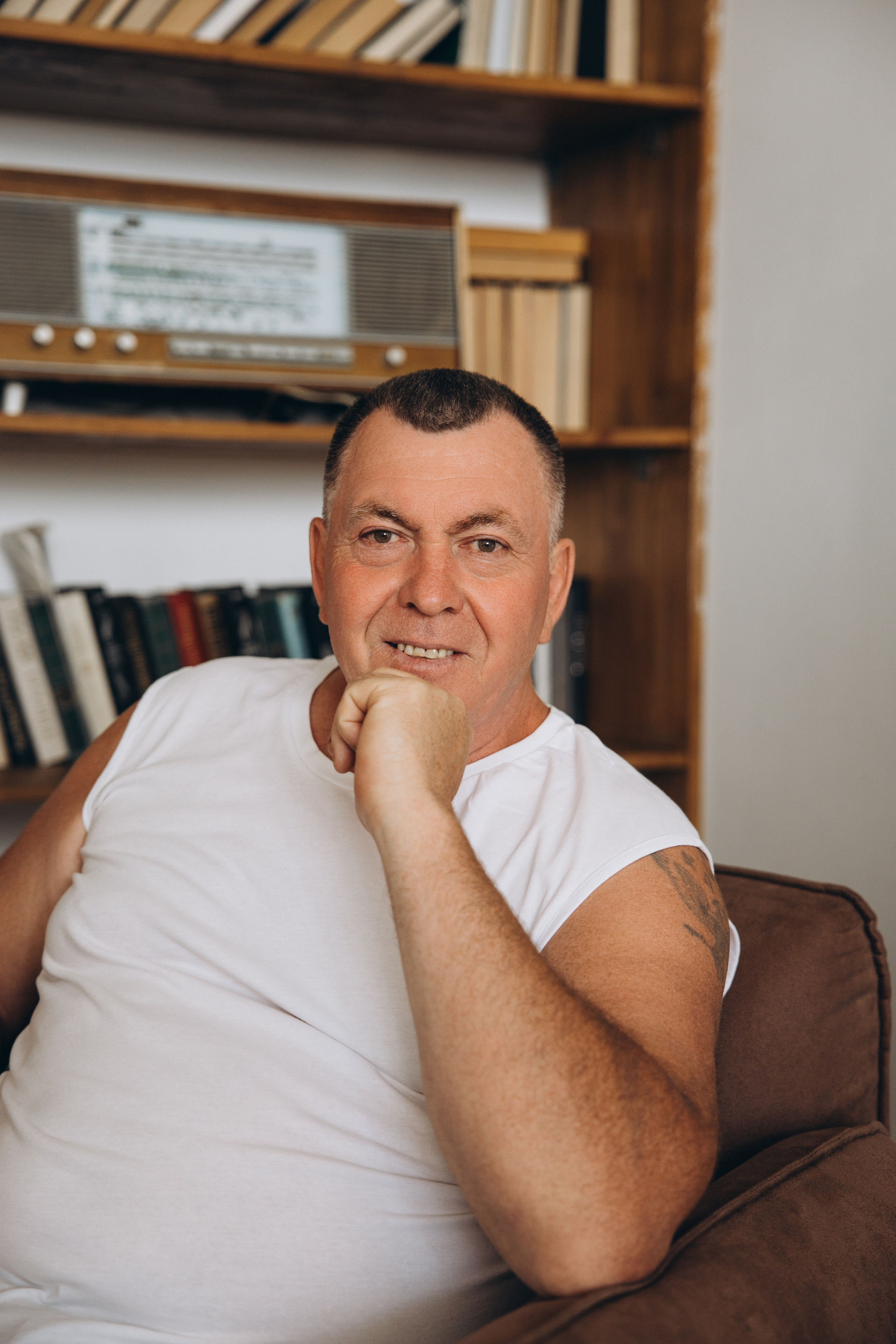 ОМ студия книжный зал. Свадебный, семейный фотограф в Иркутске Светлана Макаричева
