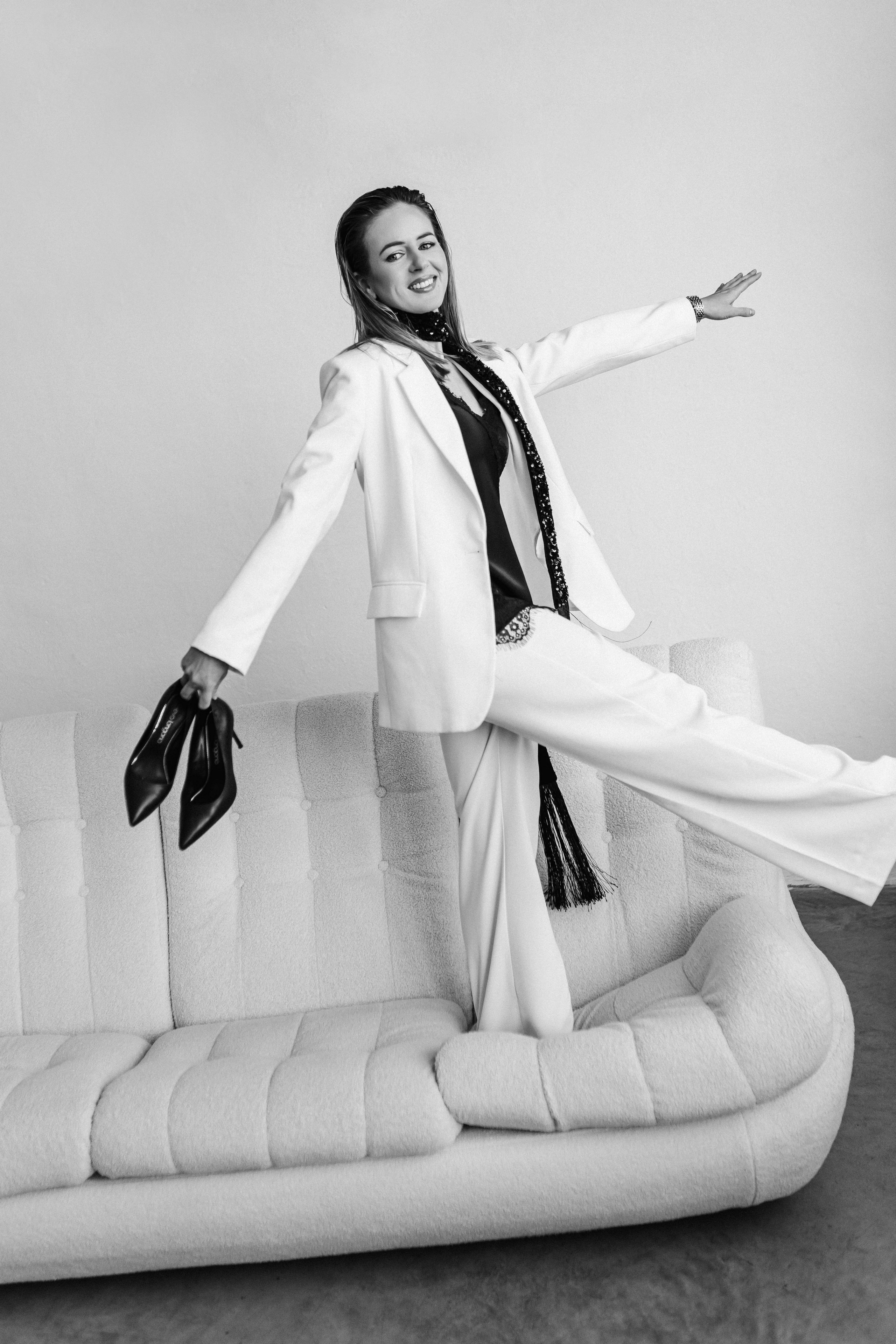 Александра, Lightstudio