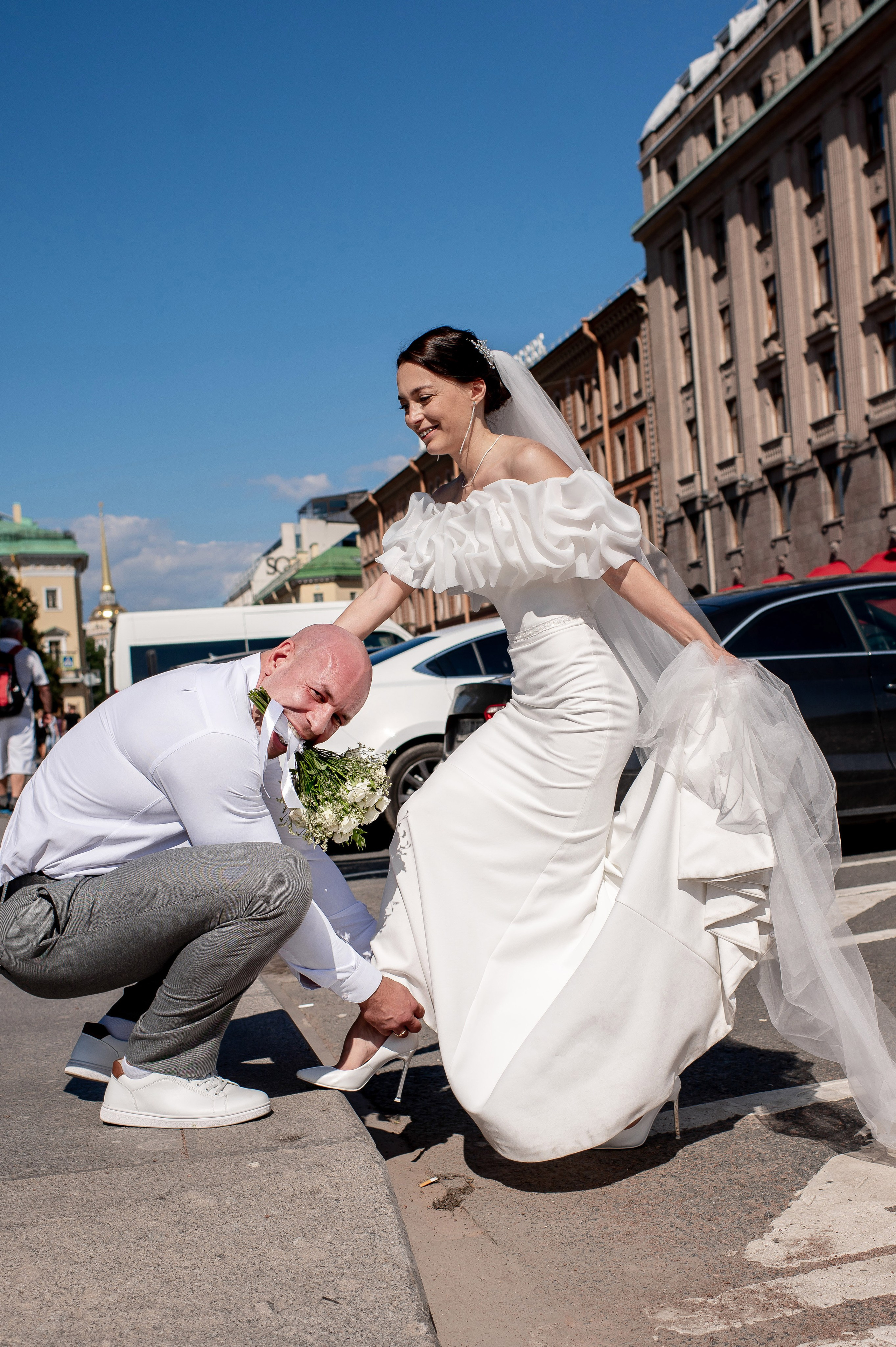 Летняя свадьба В Санкт-Петербурге и красивой выездной регистрацией Даши и Саши. Воздушная свадебная фотосессия в Петербурге. Портретный, семейный и свадебный фотограф в Санкт-Петербурге и в Пушкине Ширяев Денис