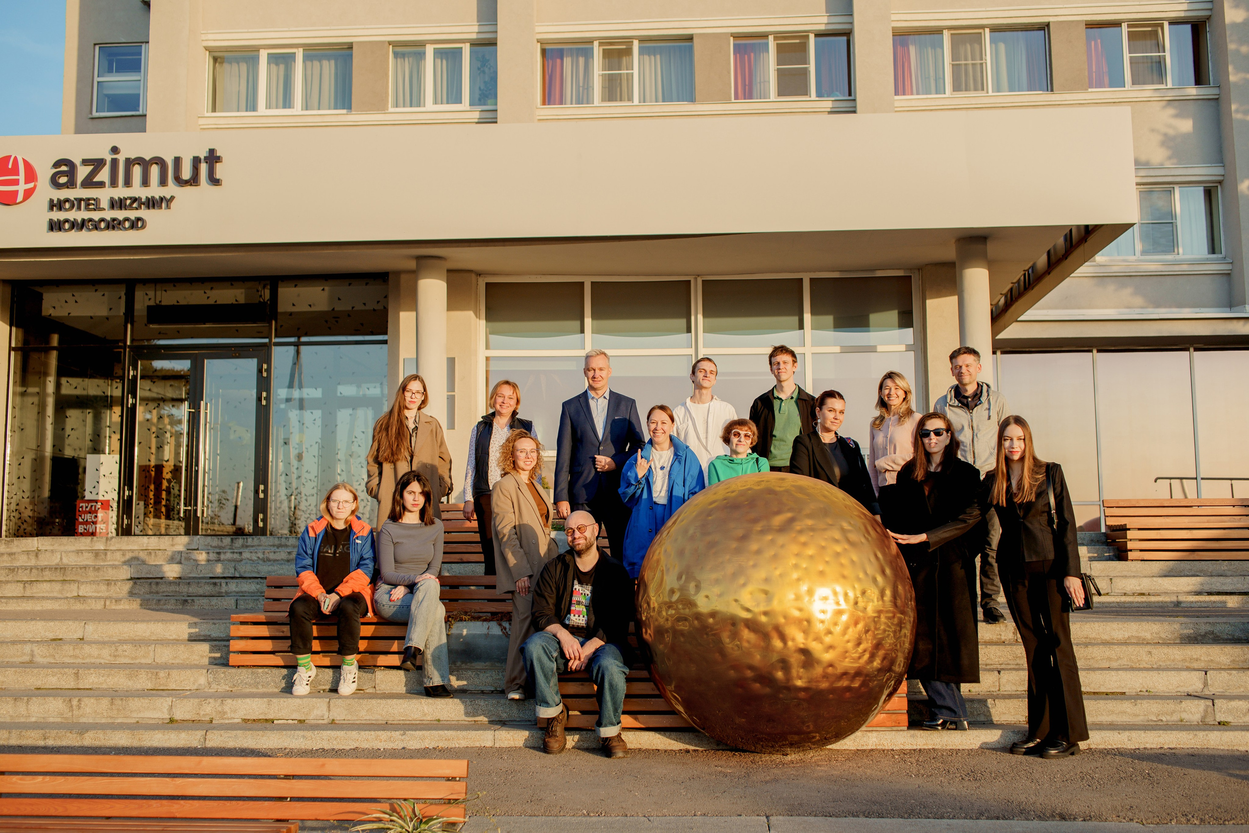 В Нижнем Новгороде открыли арт-объект «Солнце ждет рассвета» художника Гриши Шарова