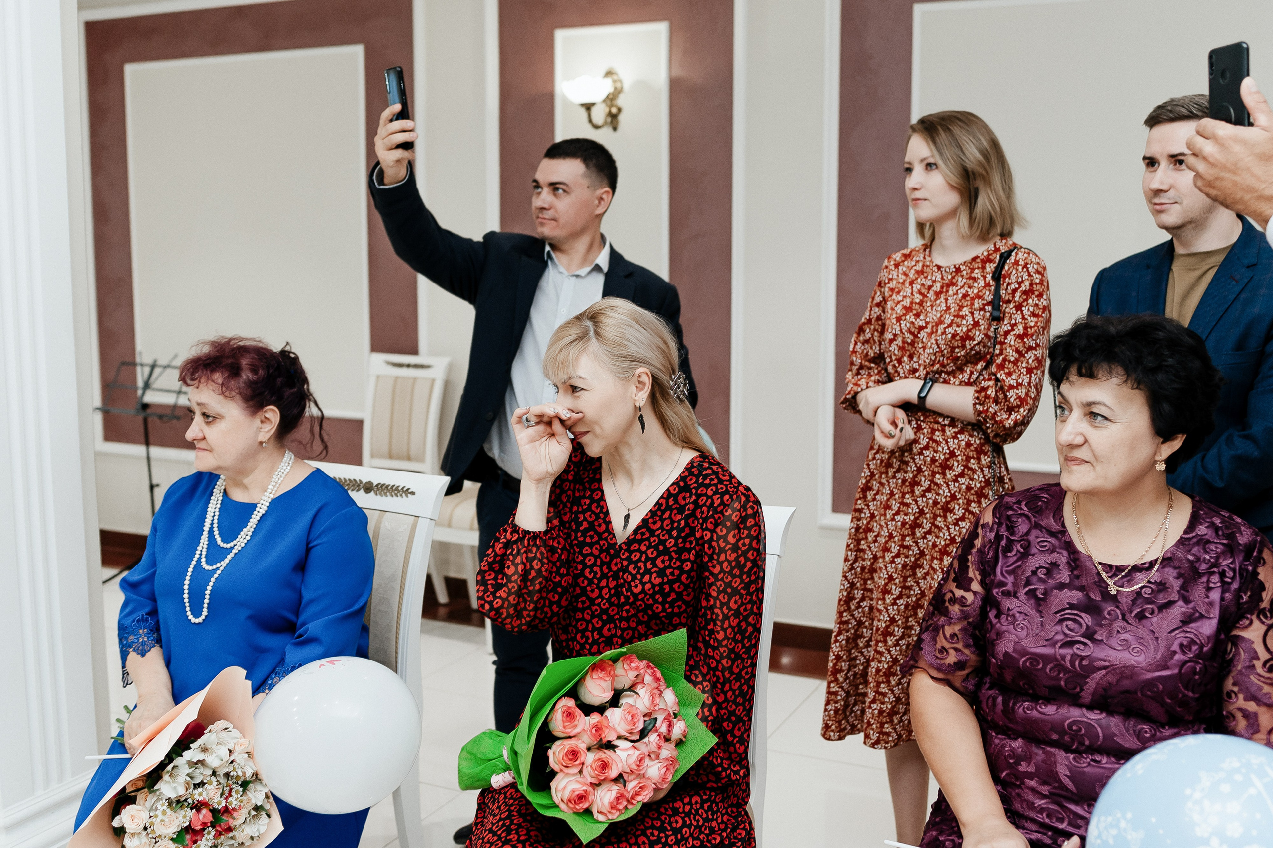 Регистрация брака и фотосессия в загсе города Реутов. Свадебный фотограф Москва — Сергей и Татьяна