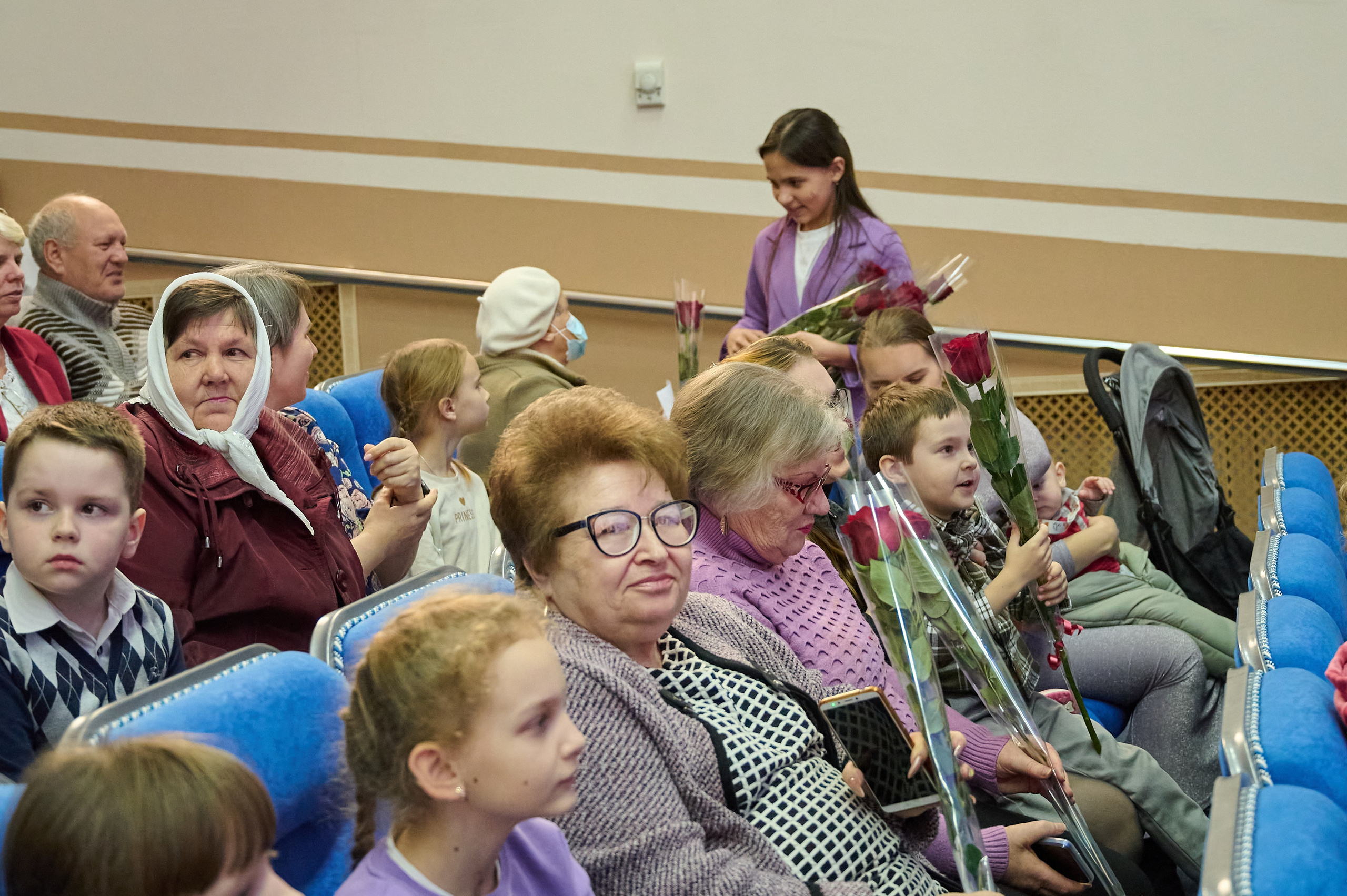 8 марта Марьина роща. Жизнь курорта Кабардинка в фотографиях
