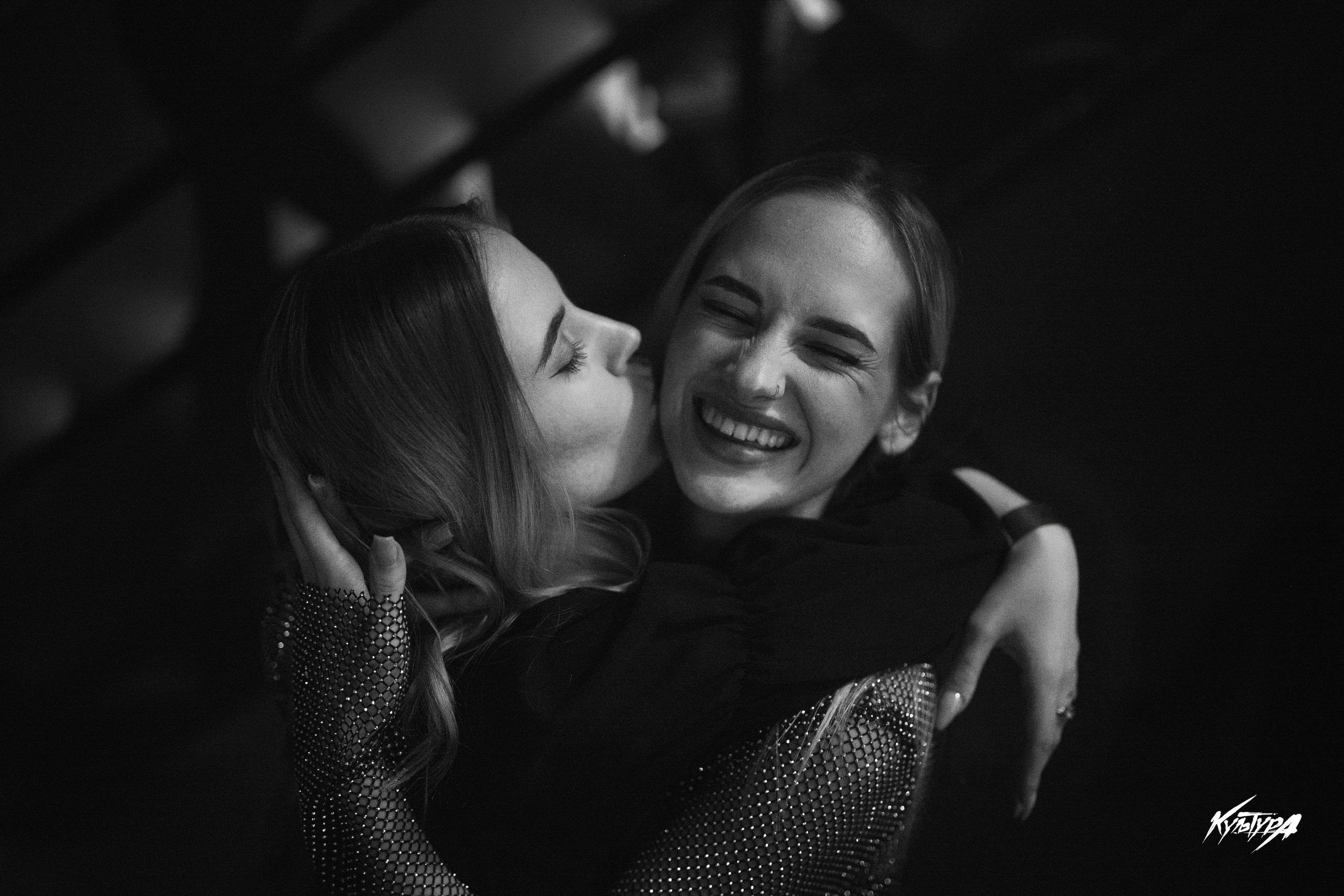 Репортажная съемка в ночном клубе. Фотограф Камчатка Тимофей Тимофеенко