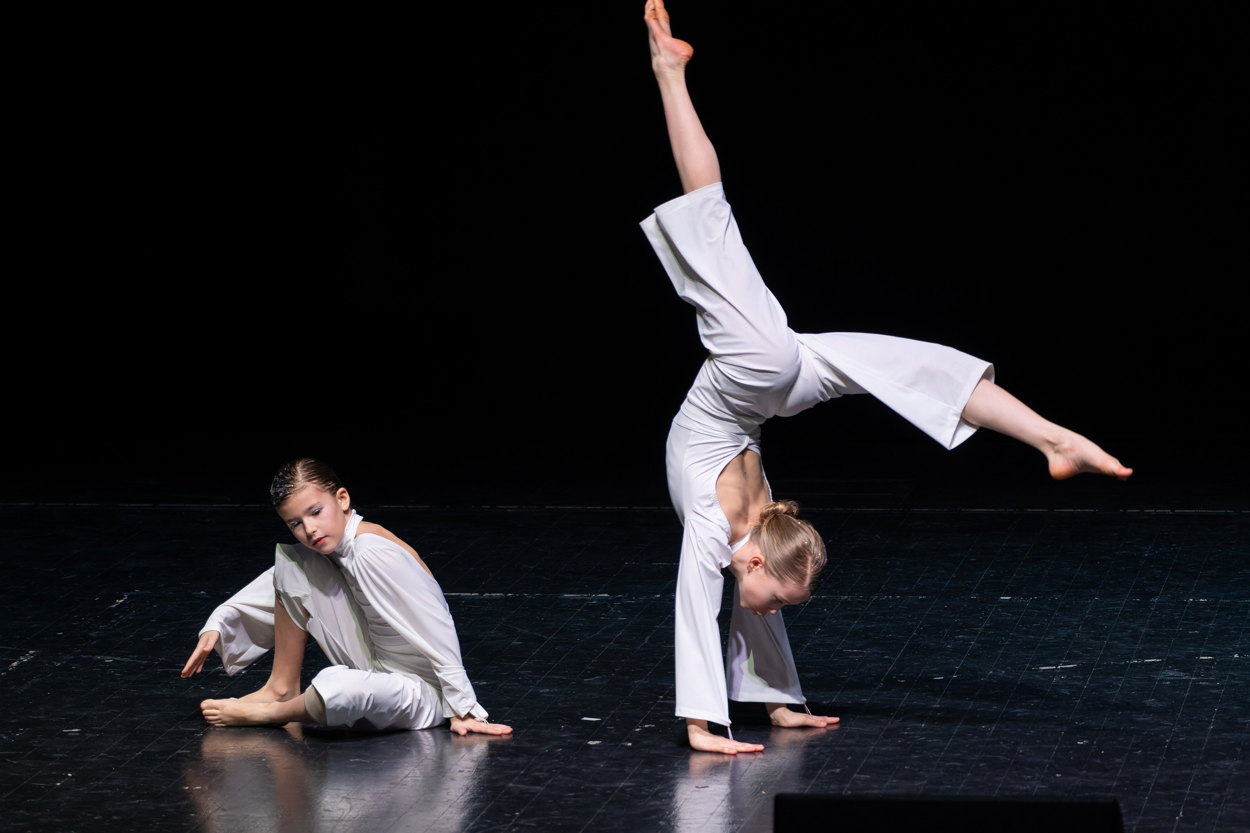 Фотосъёмка на гала-концерт, конкурсы, выступления, отчётные концерты и эвент-мероприятия. «Студия DRONAVT`s» — видеосъёмка и фотография г. Москва