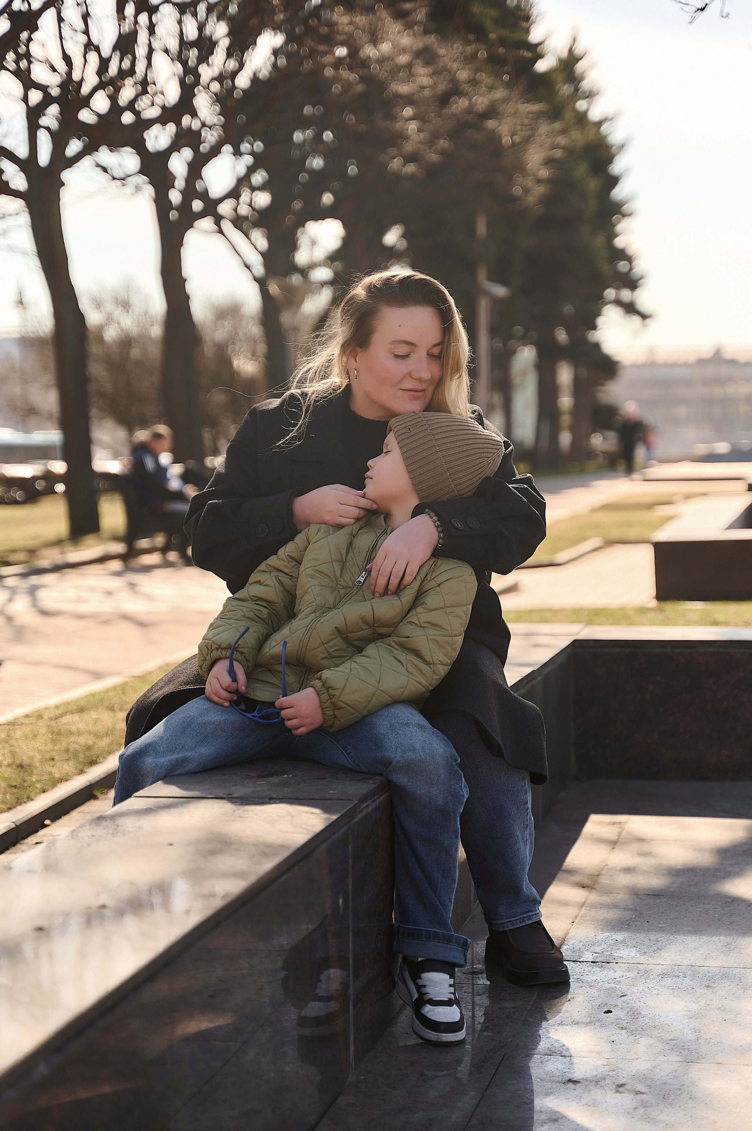 Весенняя прогулка на набережной. Семейный и детский фотограф Катерина Рожкова