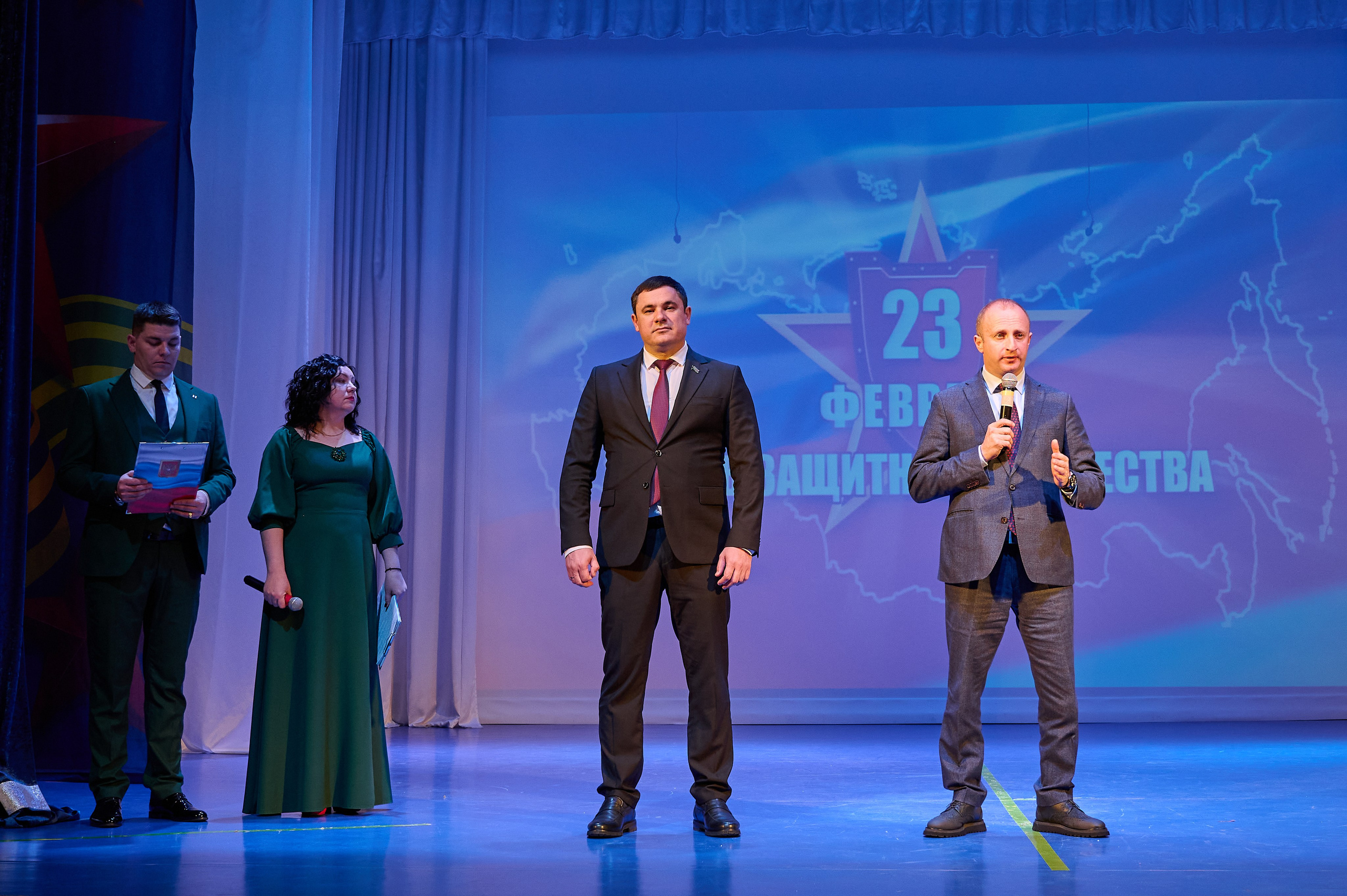 23 февраля Марьина роща. Жизнь курорта Кабардинка в фотографиях